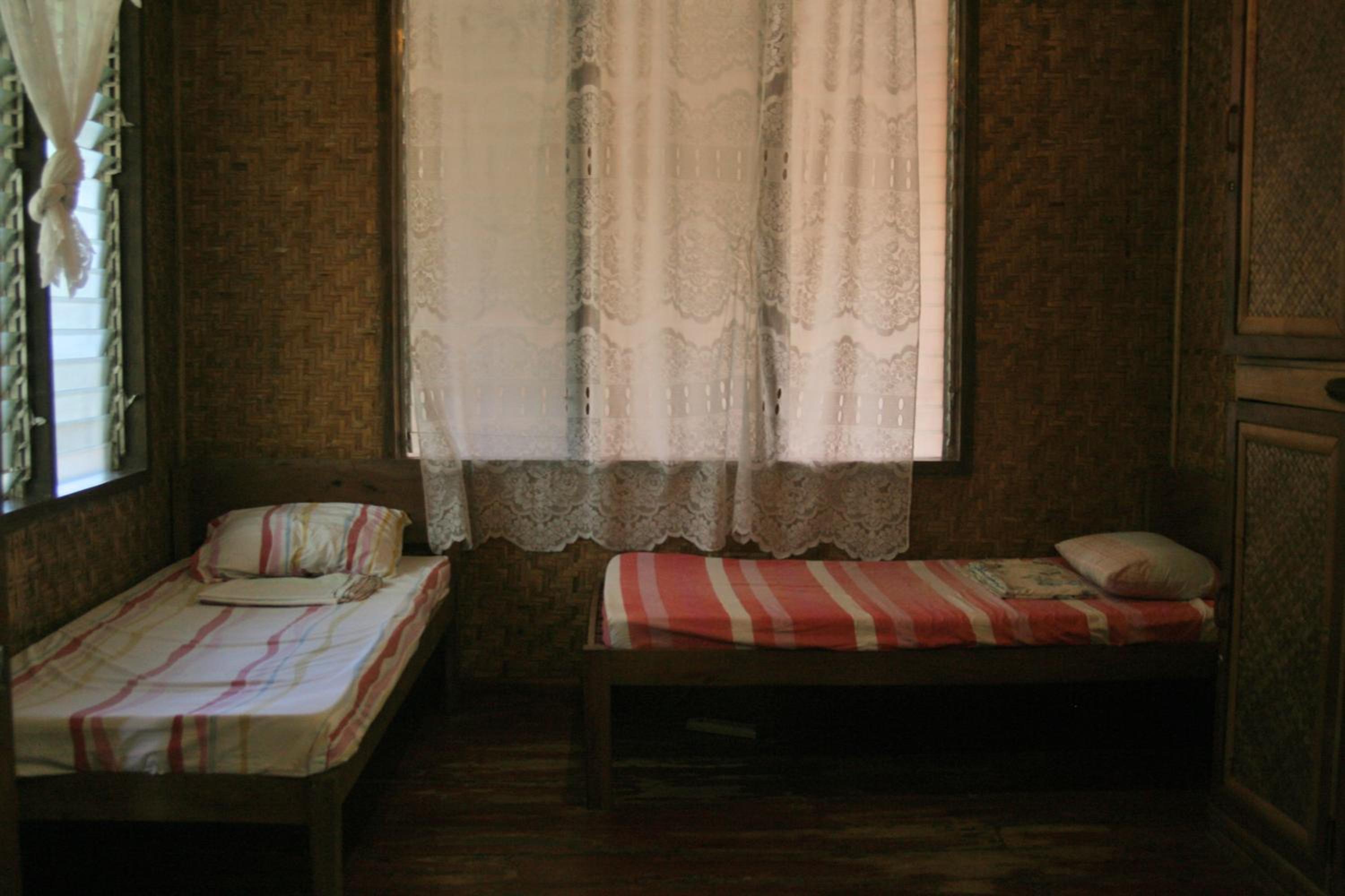 JJS BACKPACKERS VILLAGE