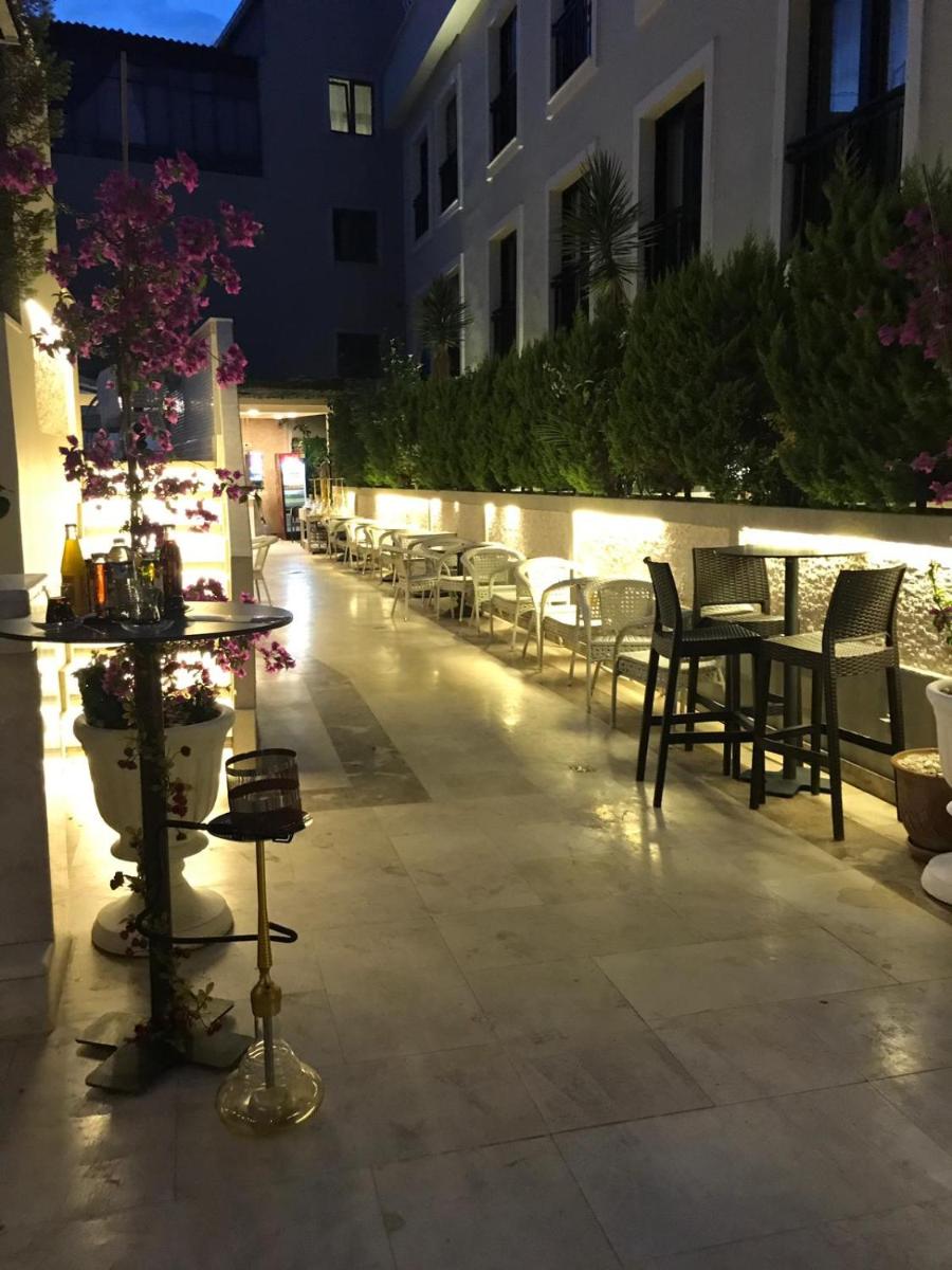 outdoor BBQ area