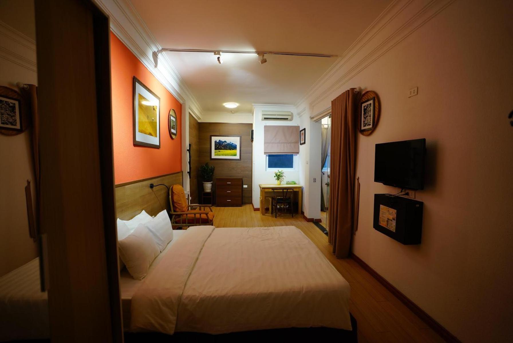 Elegant Studio Yet Kieu