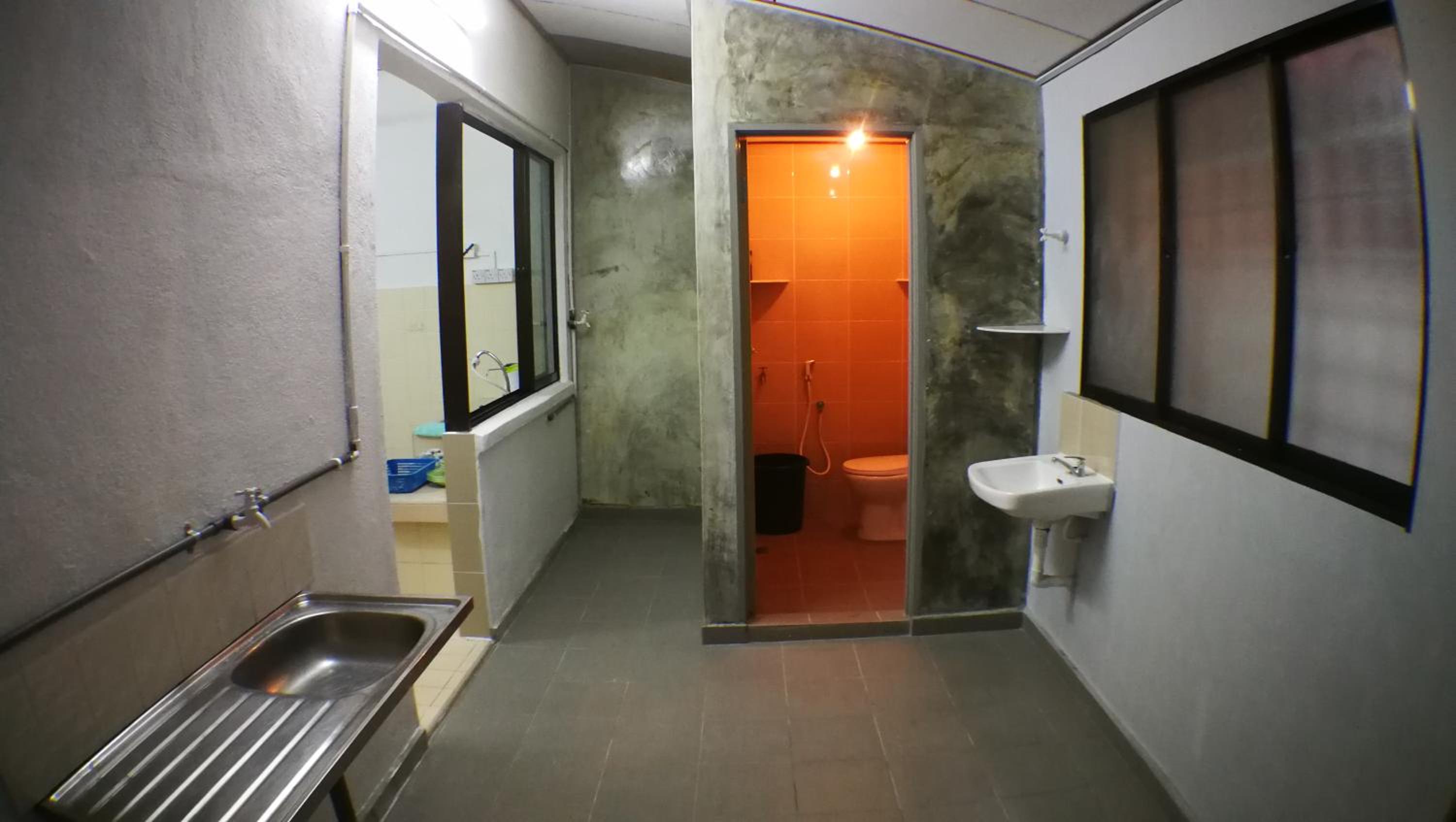NO 31 Landed single storey house near Lost World Tambun for 5-6 pax photo 8