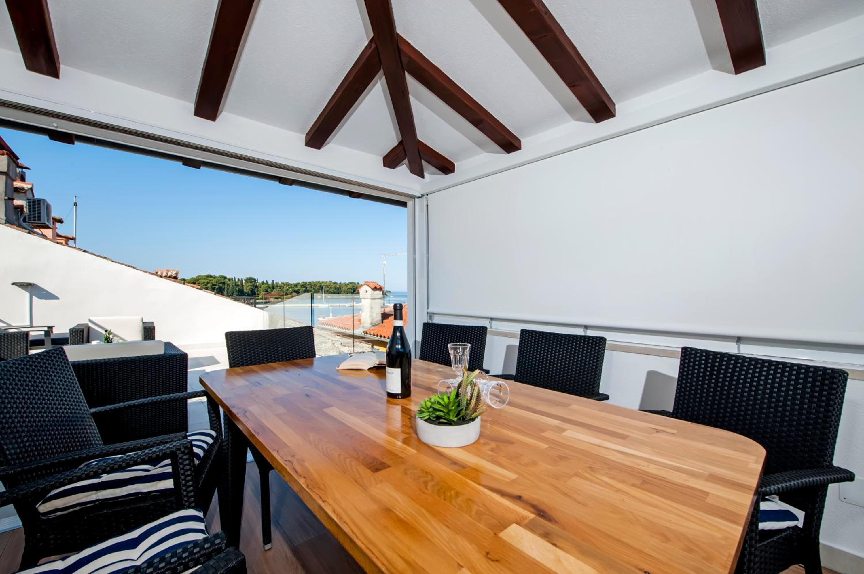 Riva Residence