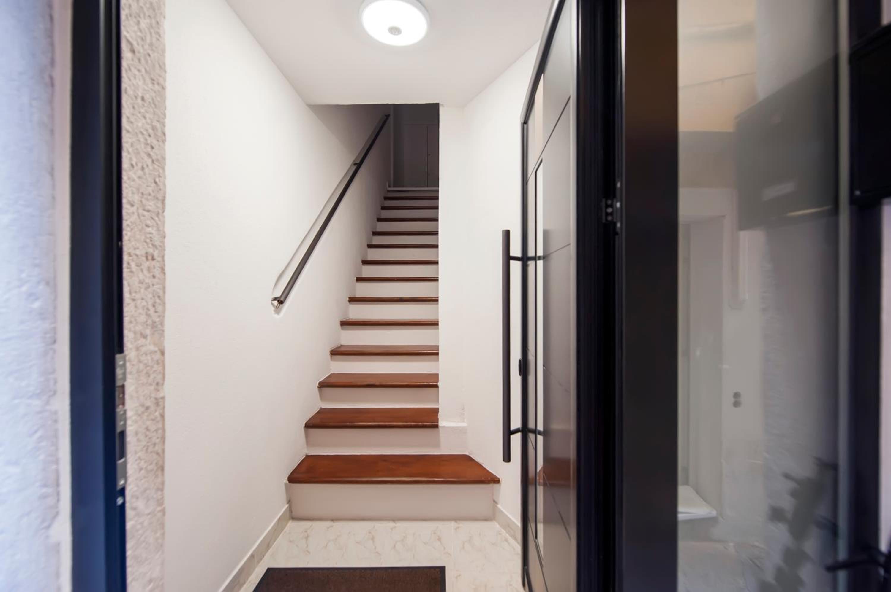 Riva Residence