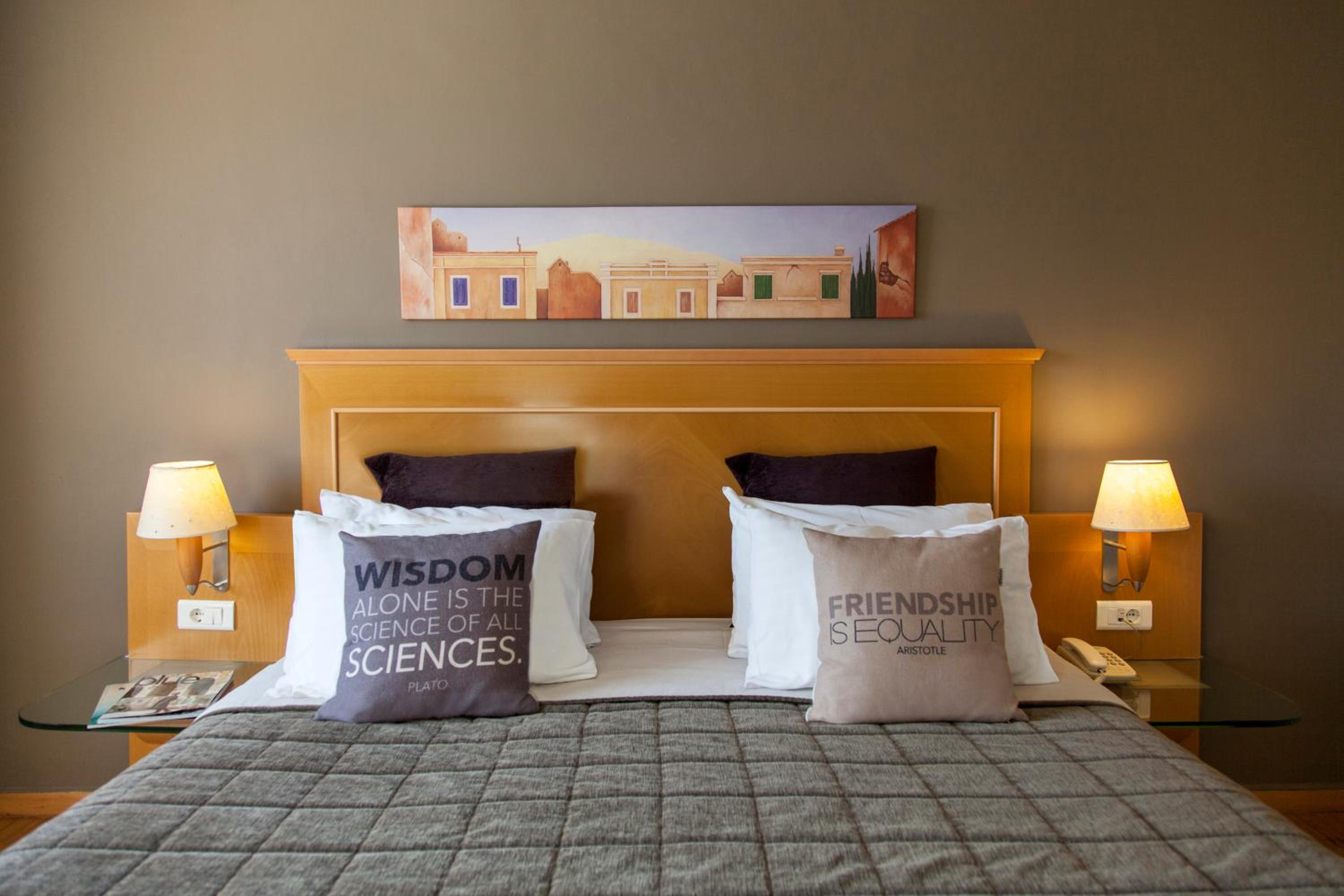 Plaka Hotel 21