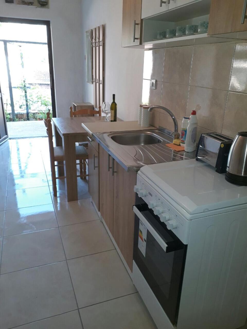 Apartments Dionis