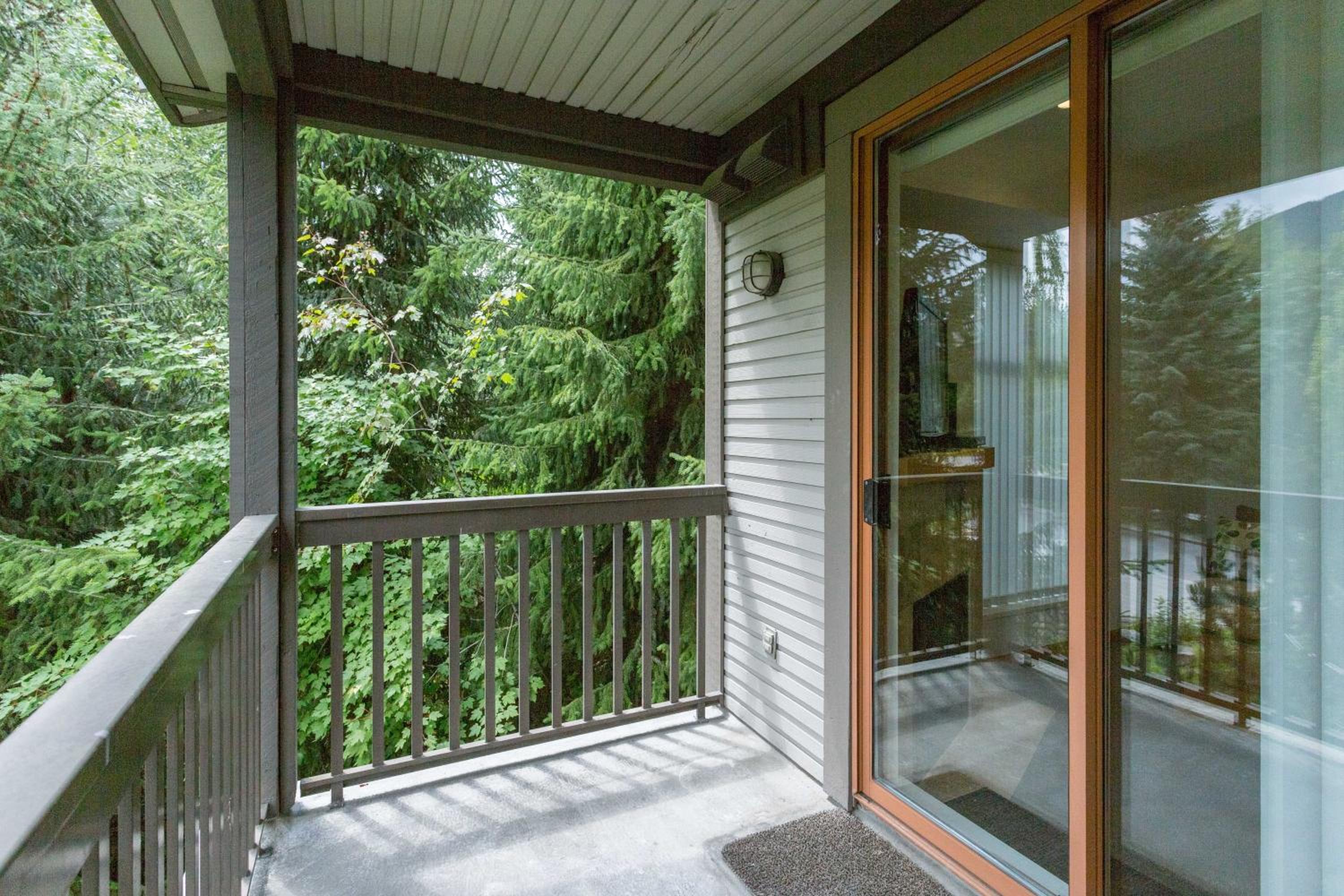 Bright and Clean, Walk Everywhere, Shared Pool and Hot Tub view 5