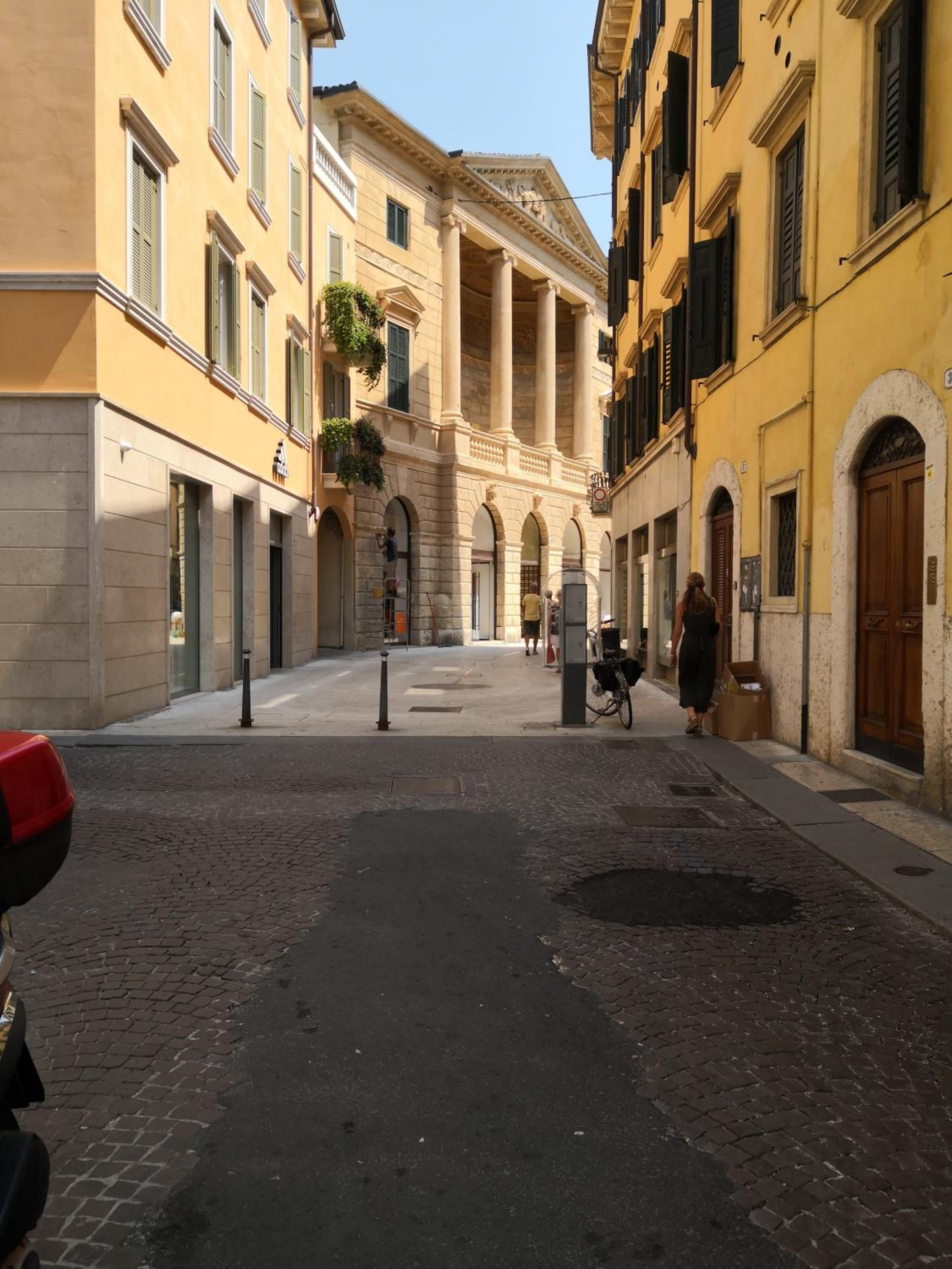 Mazzini Suite view 5