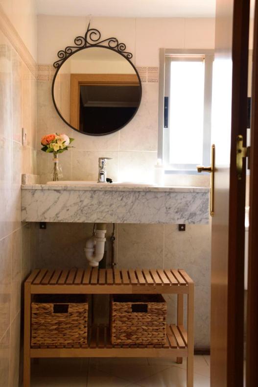 CASA CAPELLANIA-chalet con piscina junto a Madrid
