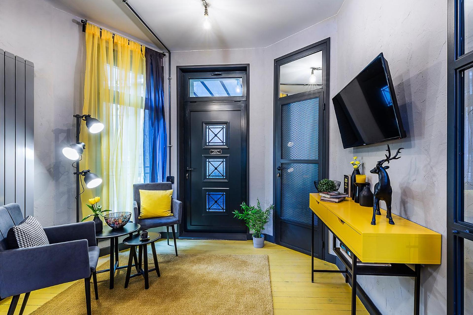 5 Vintage Guest House