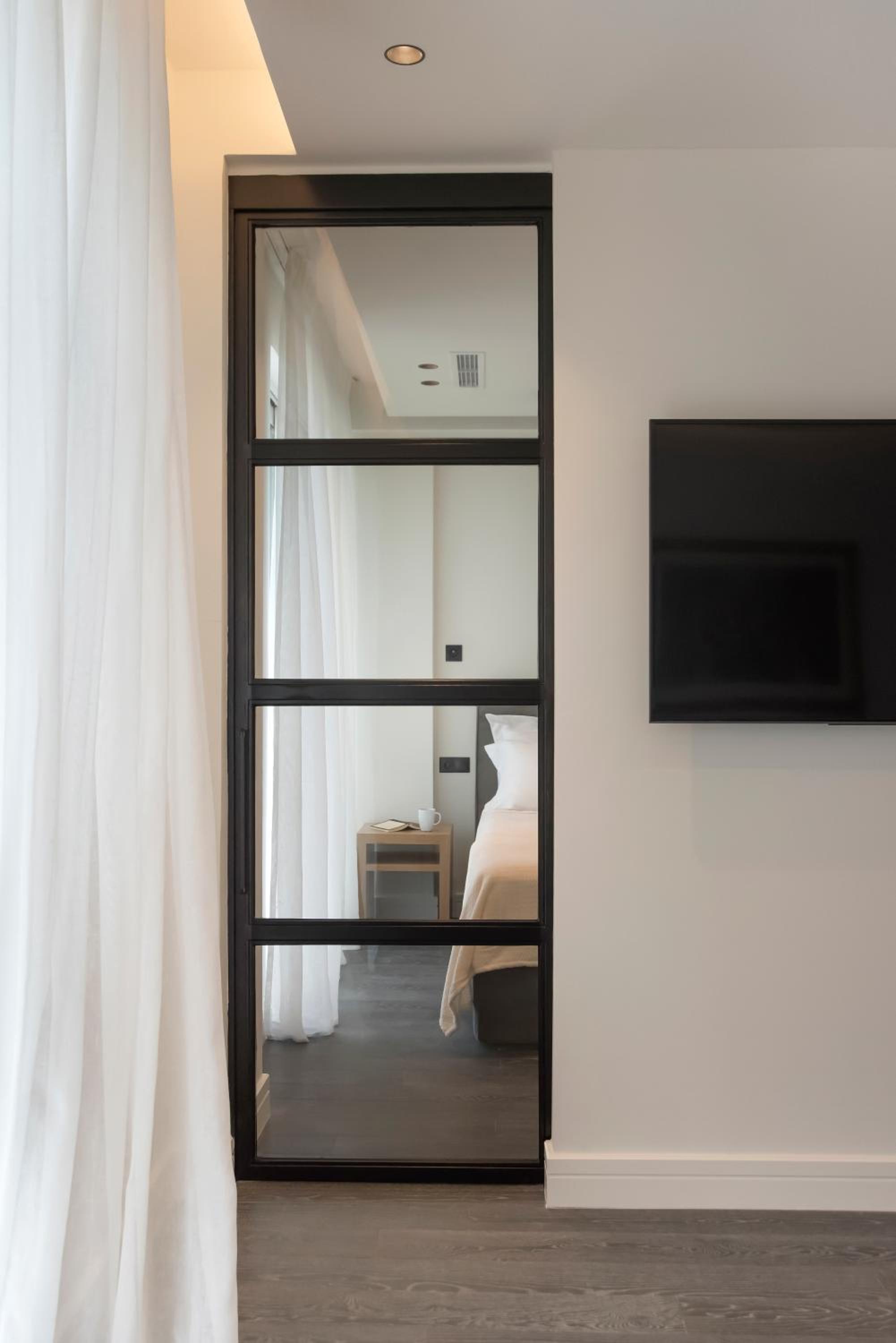 Glyfada South42