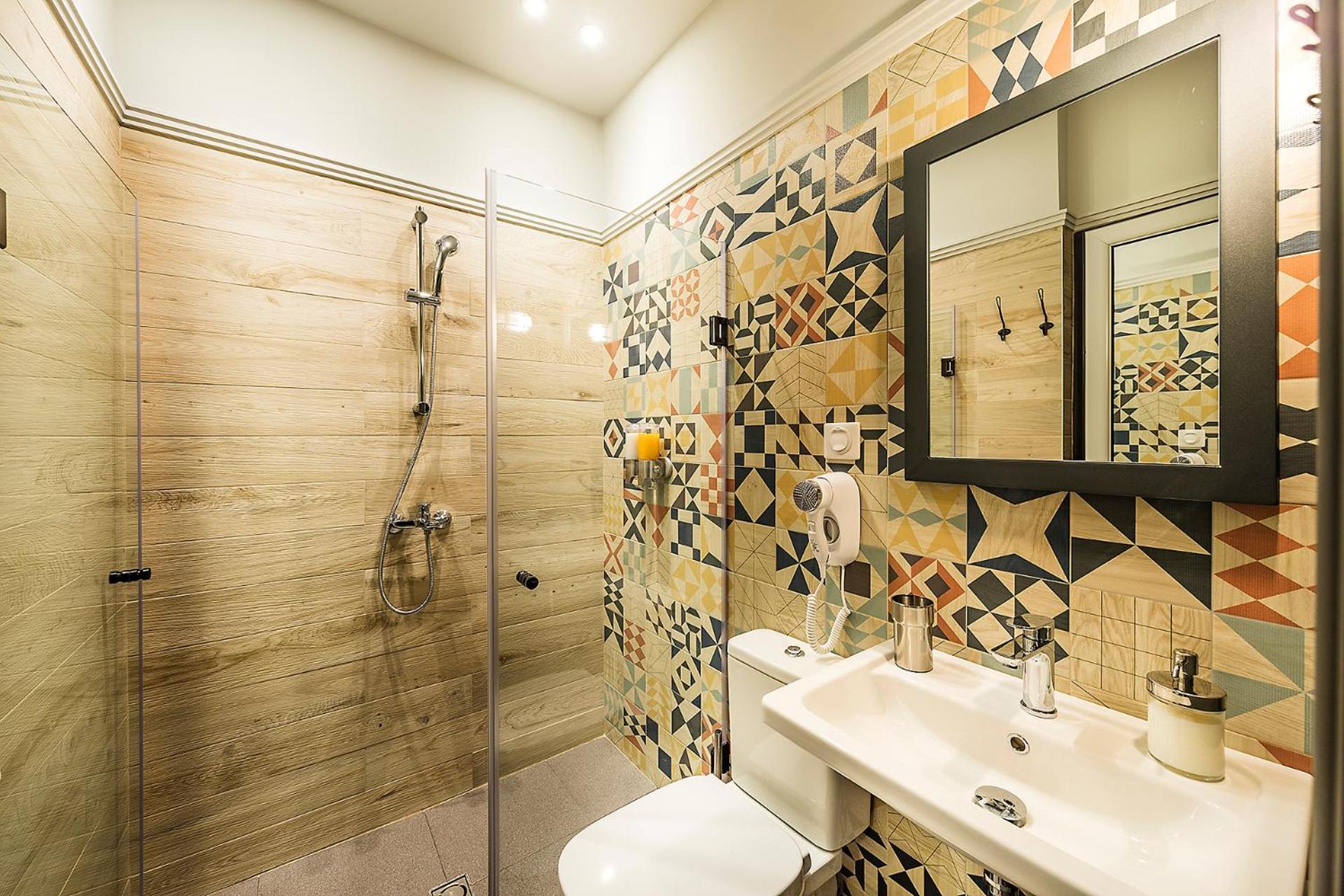 5 Vintage Guest House