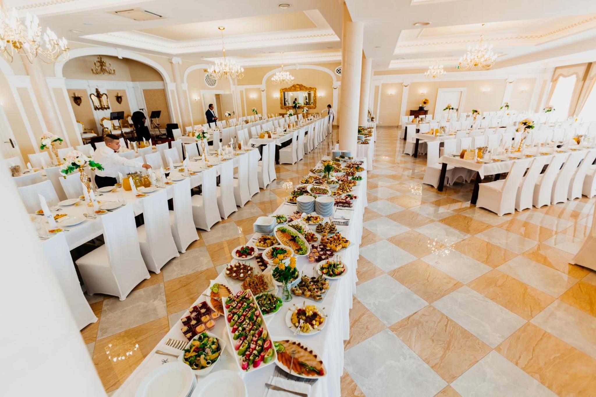 banquet hall