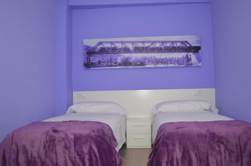 VUT Collado 28 Segundo photo 5