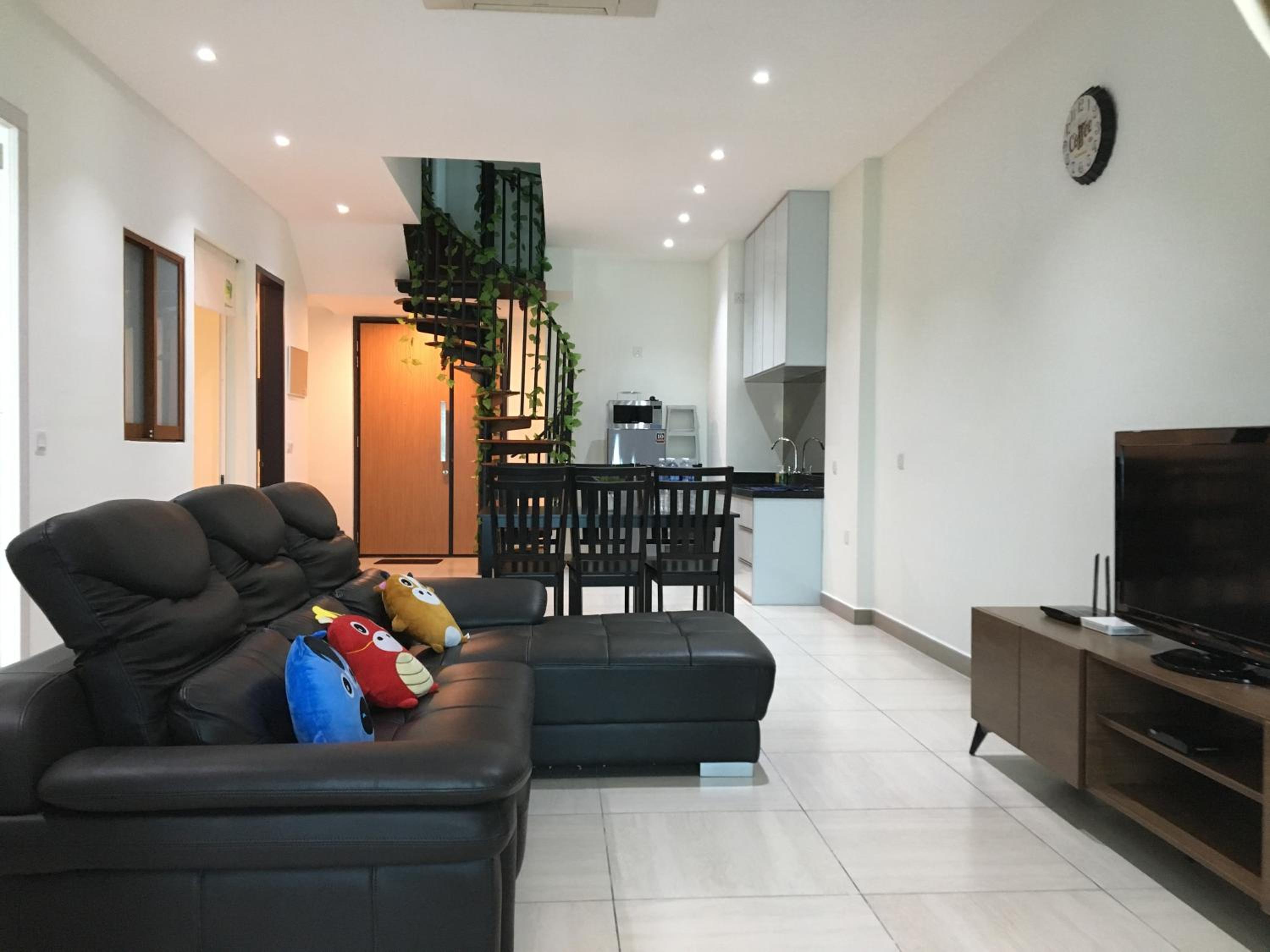 PM Octagon Ipoh Duplex Suite (4-12paxs) photo 5