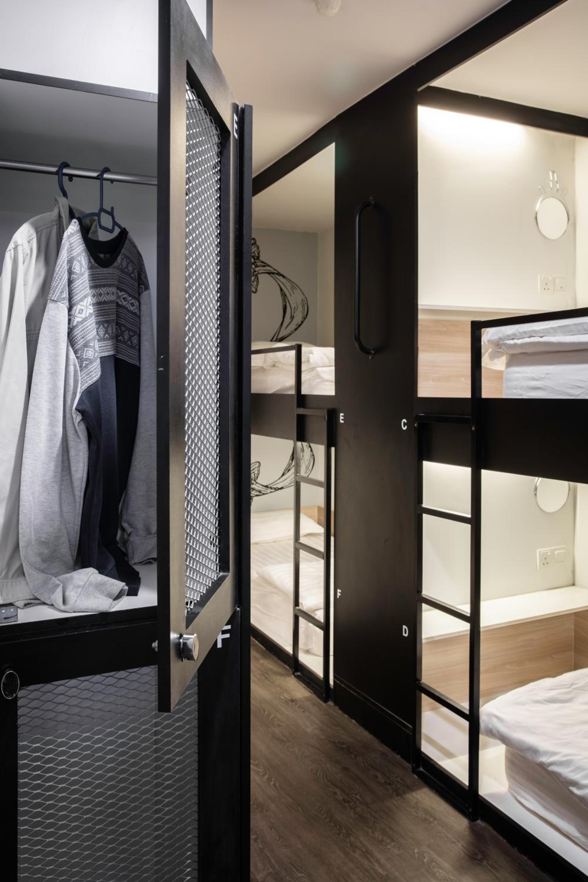 Kitez Hotel & Bunkz