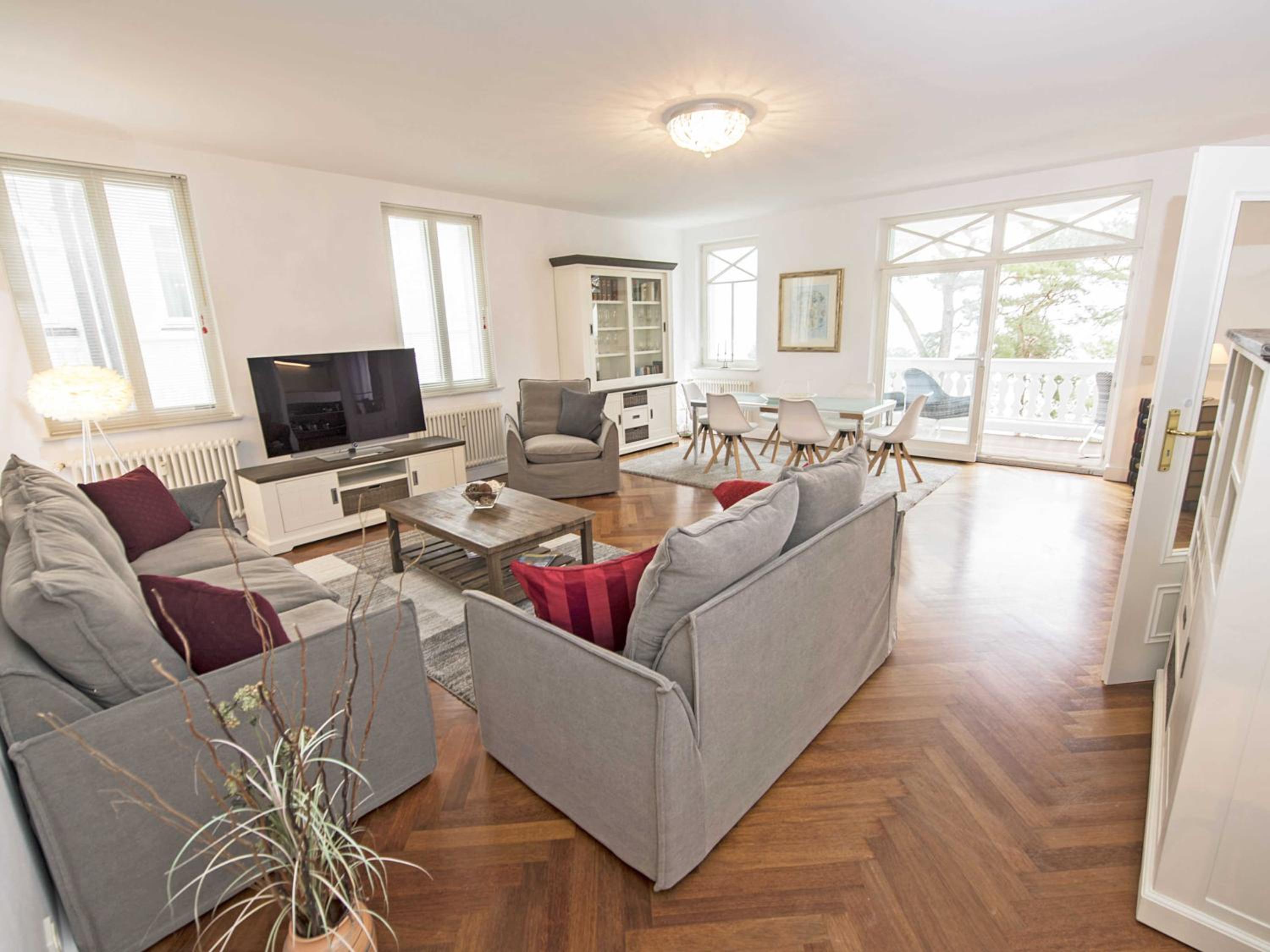 Villa Strandburg in Binz - WG 10 mit Balkon und Meerblick