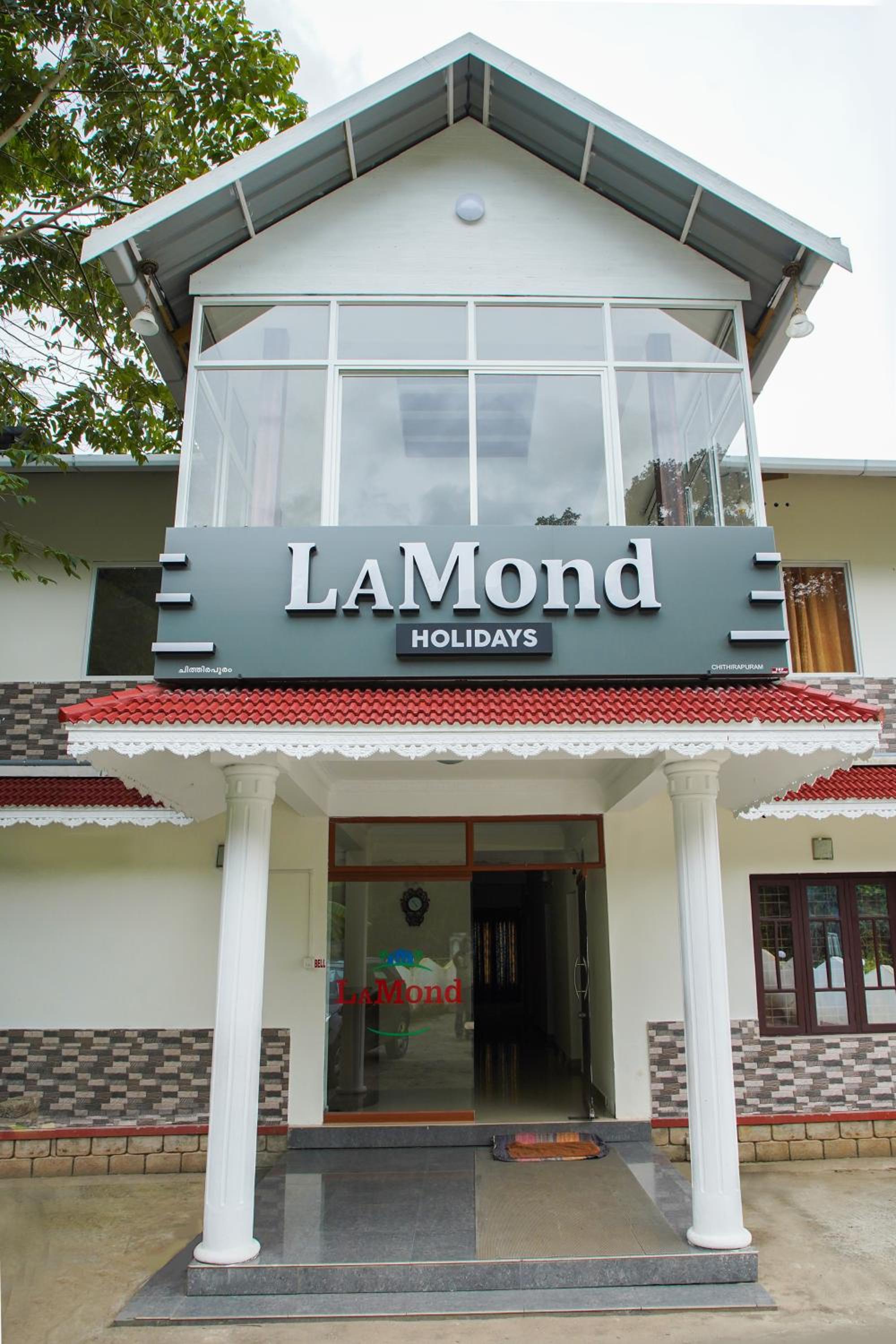 Lamond Holidays Munnar view 4