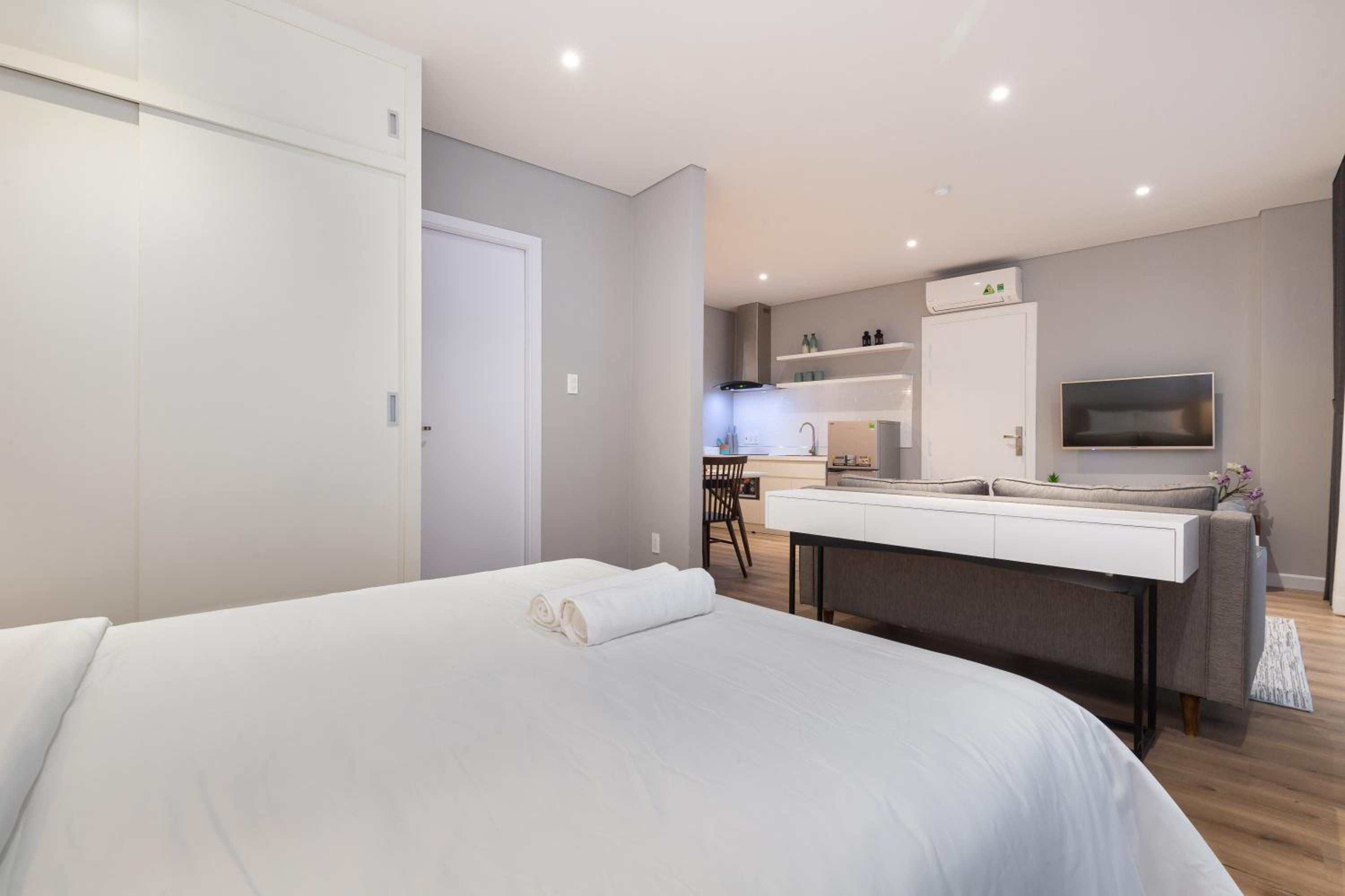 Cozrum Homes - Premier Residence