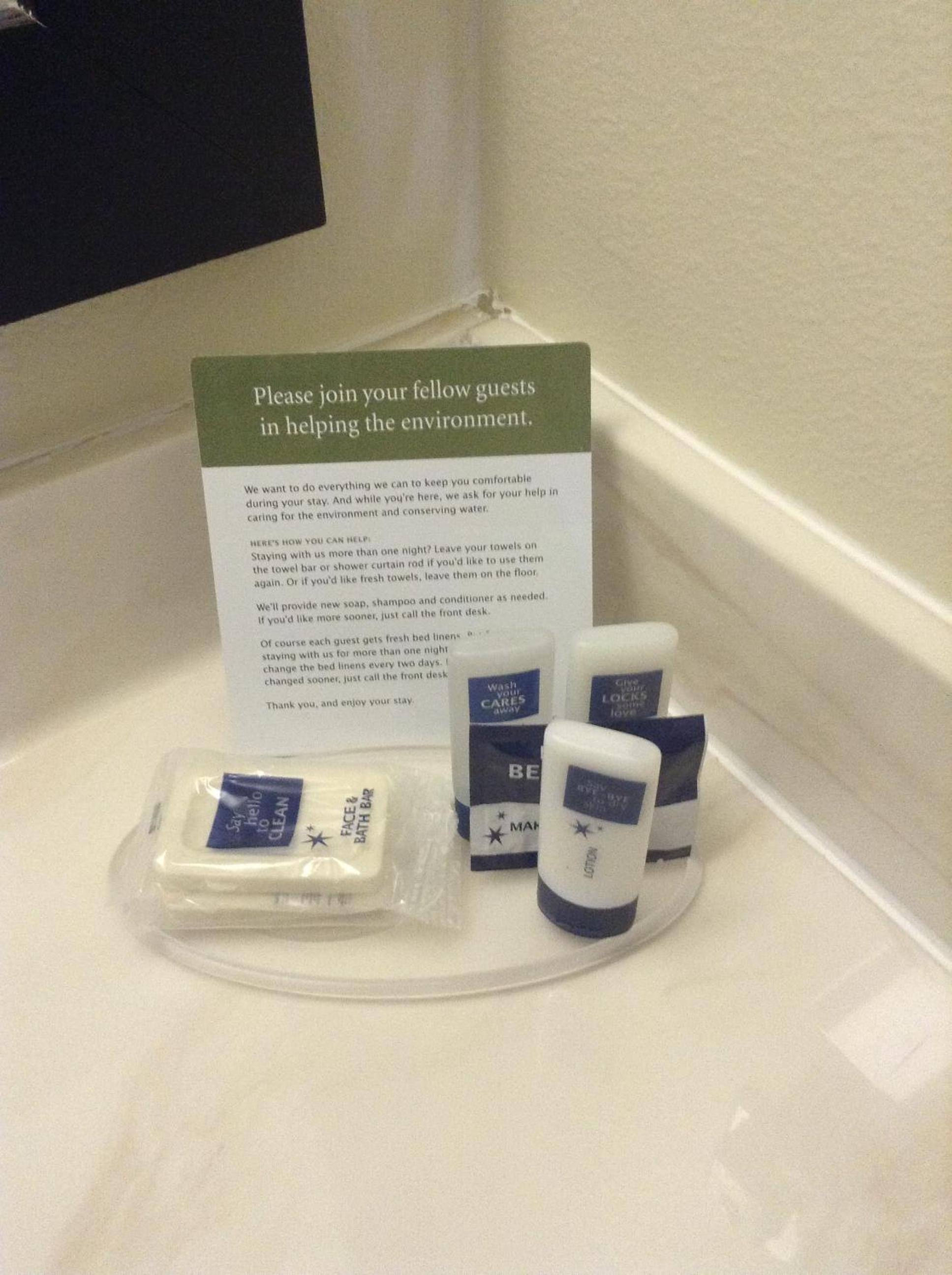 Cedar Rapids Vacations - AmericInn by Wyndham Cedar Rapids Airport - Property Image 4