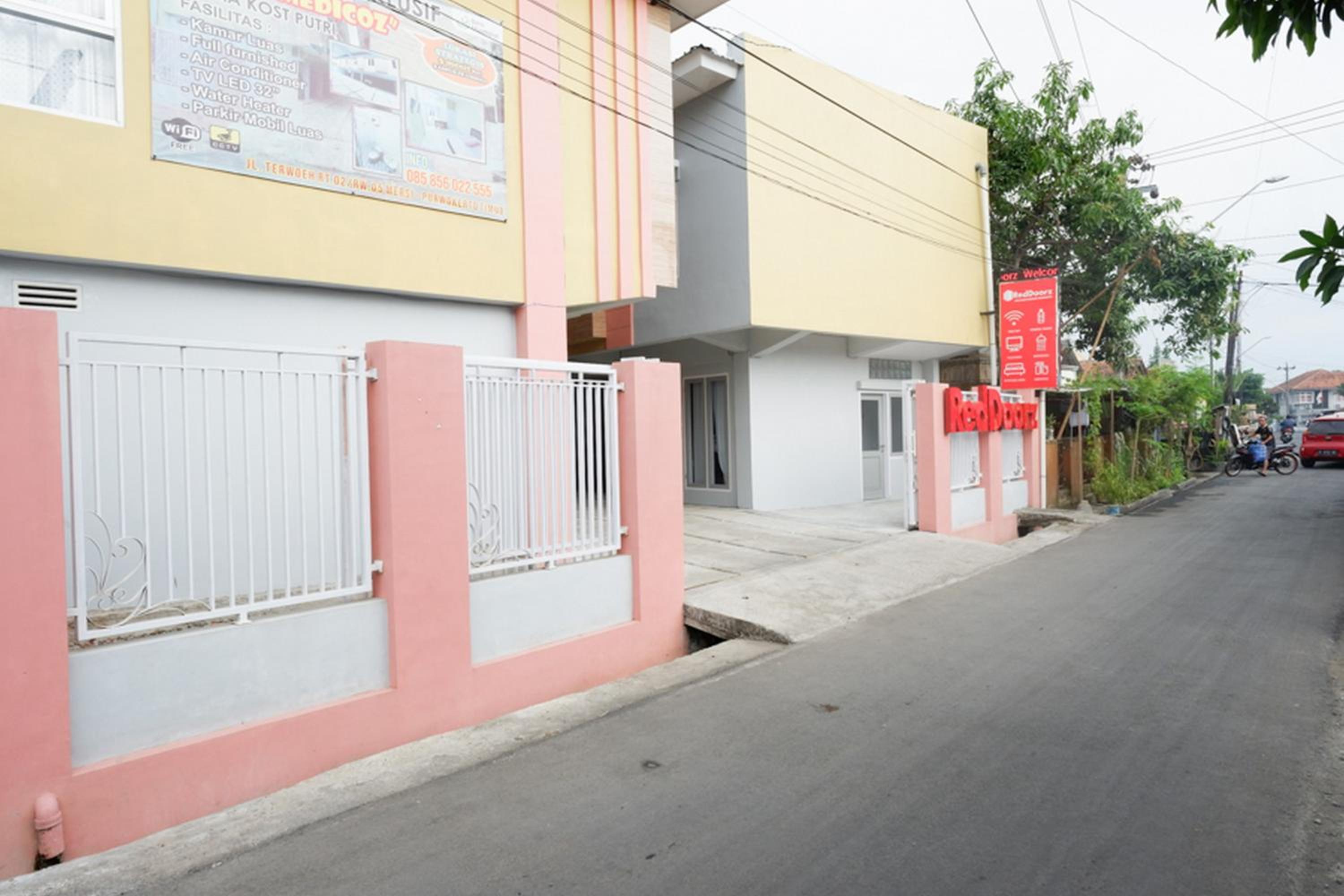 RedDoorz Syariah near RSUD Margono Purwokerto view 2