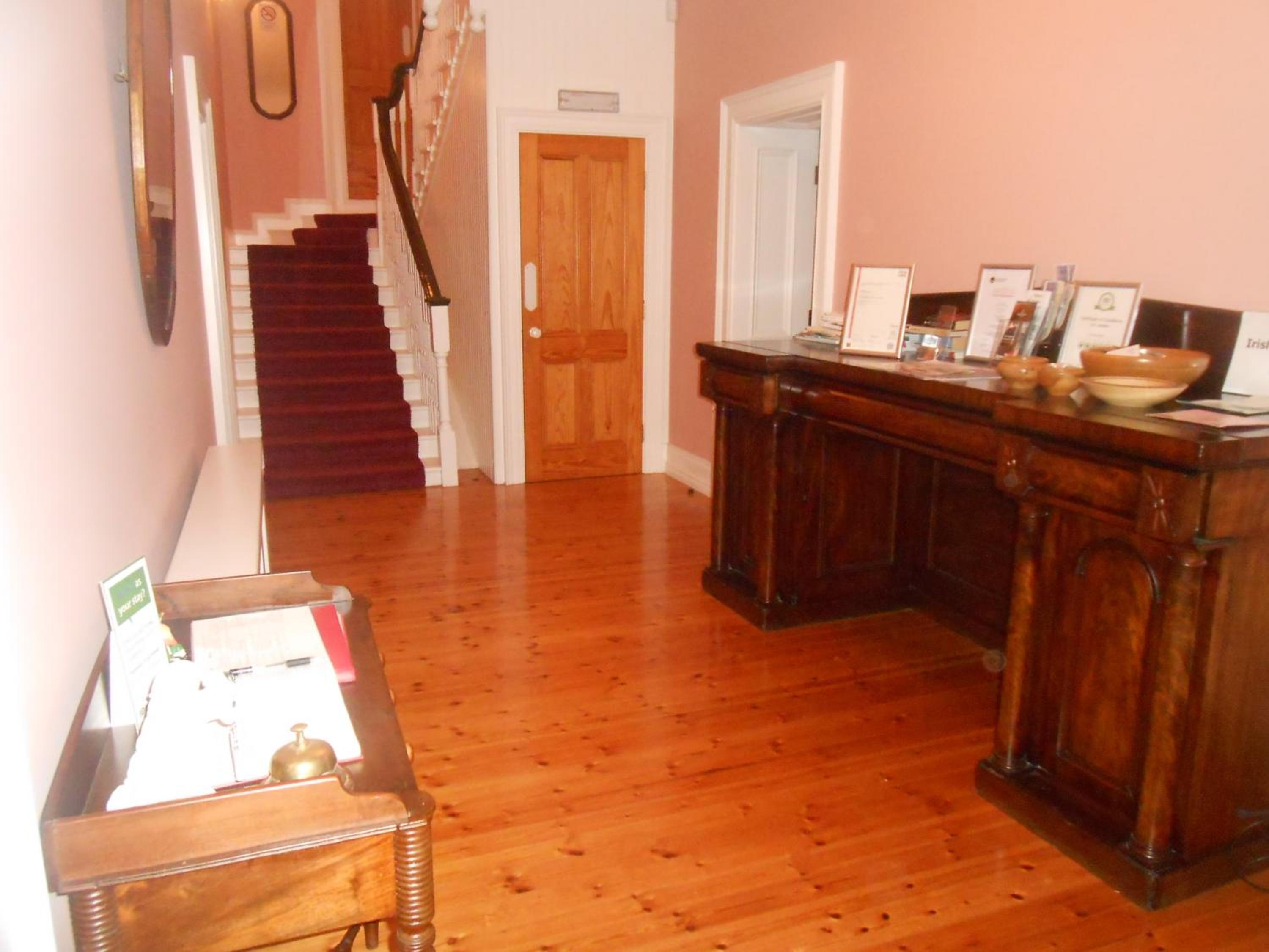 Dundrum House