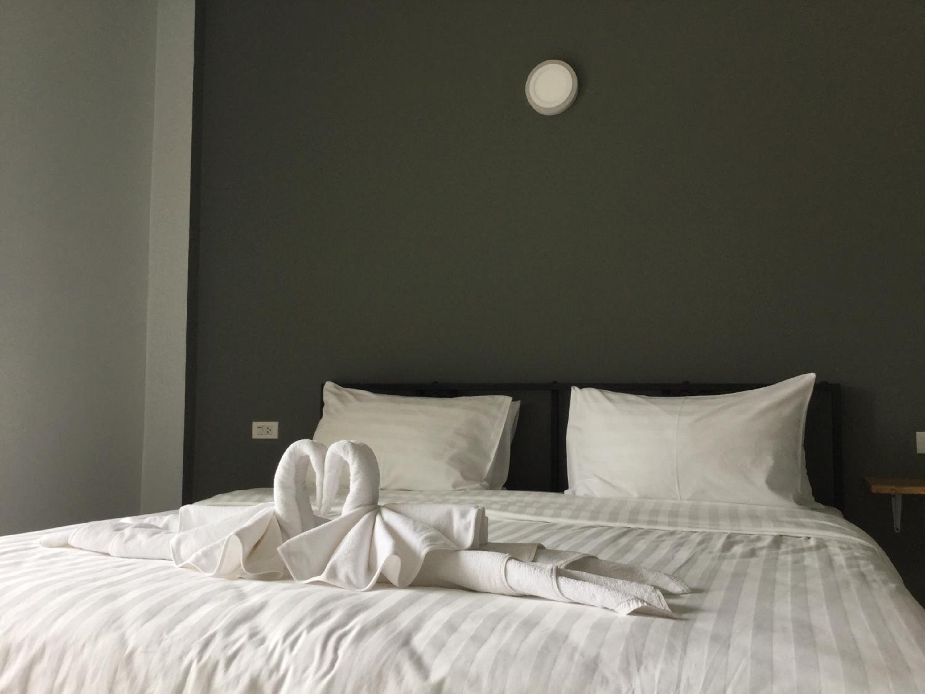 Chan Place Hotel