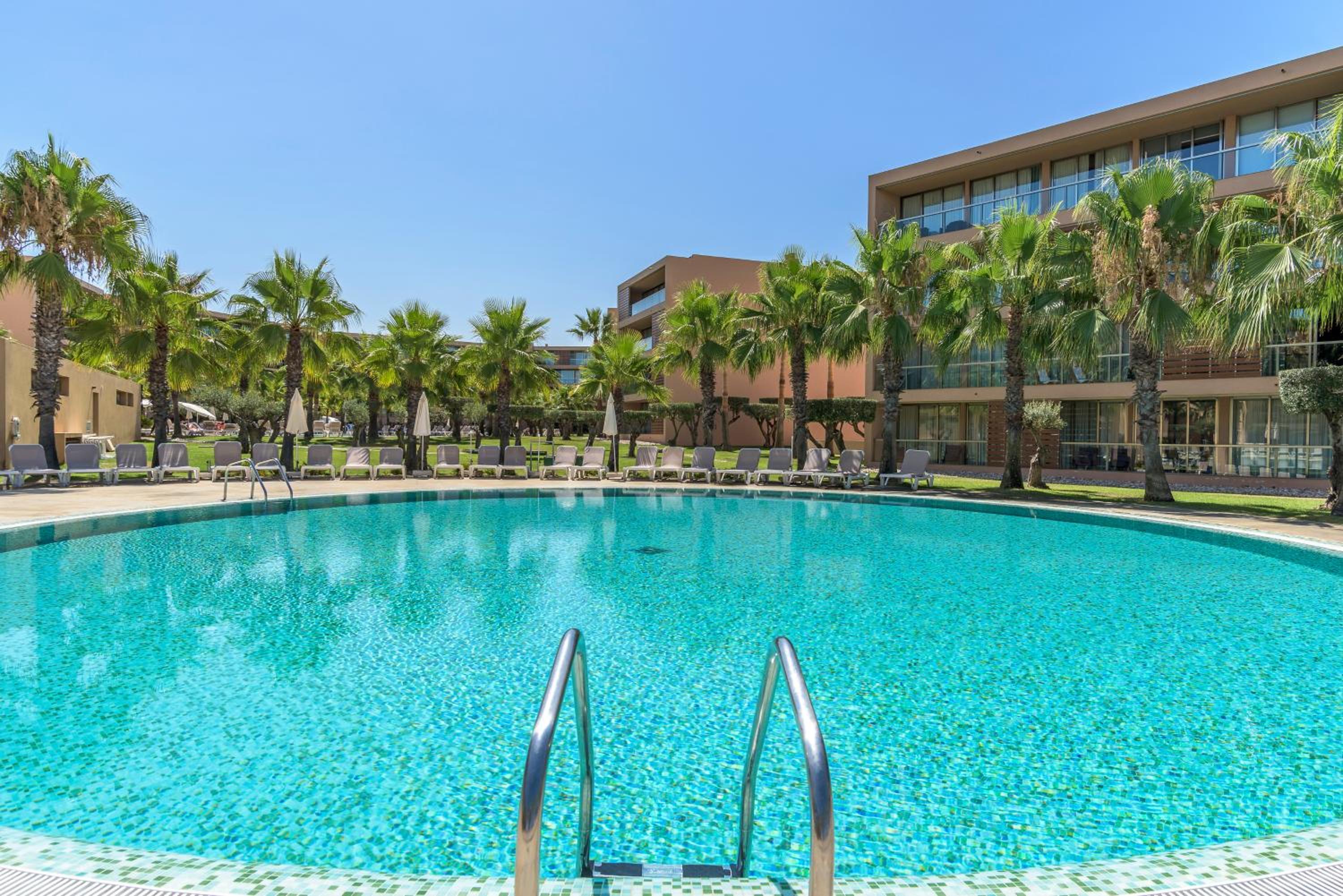 FLH Salgados Beach Apartment view 4