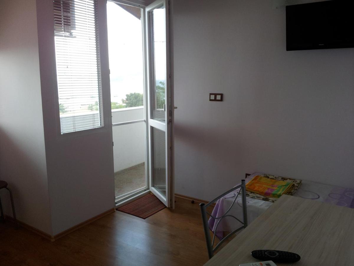 Guest House Emi