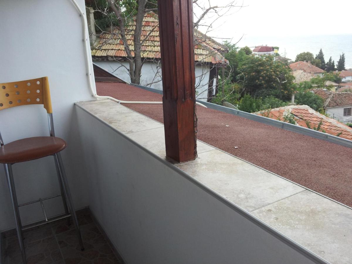Guest House Emi