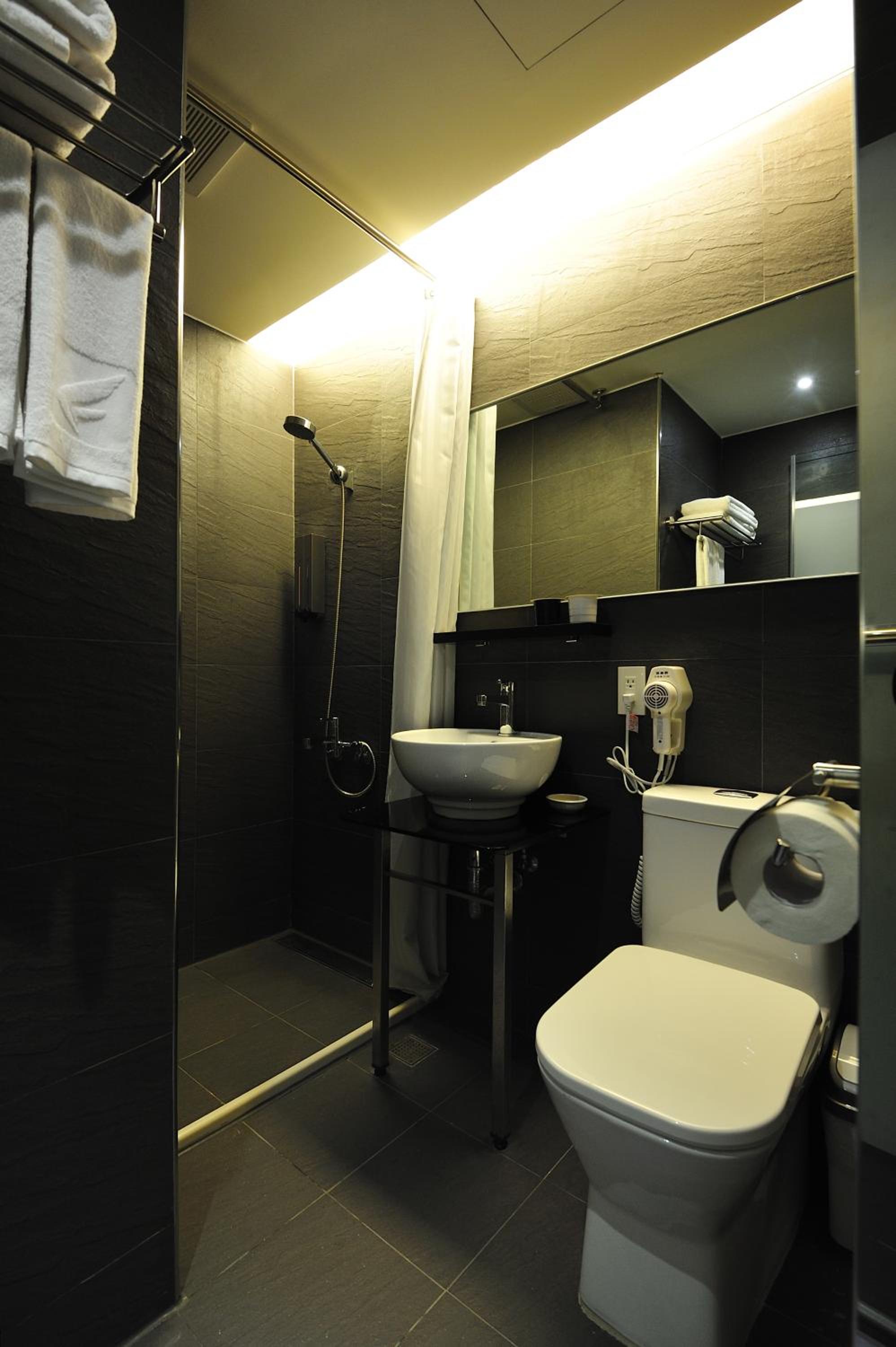 Forward Suites II