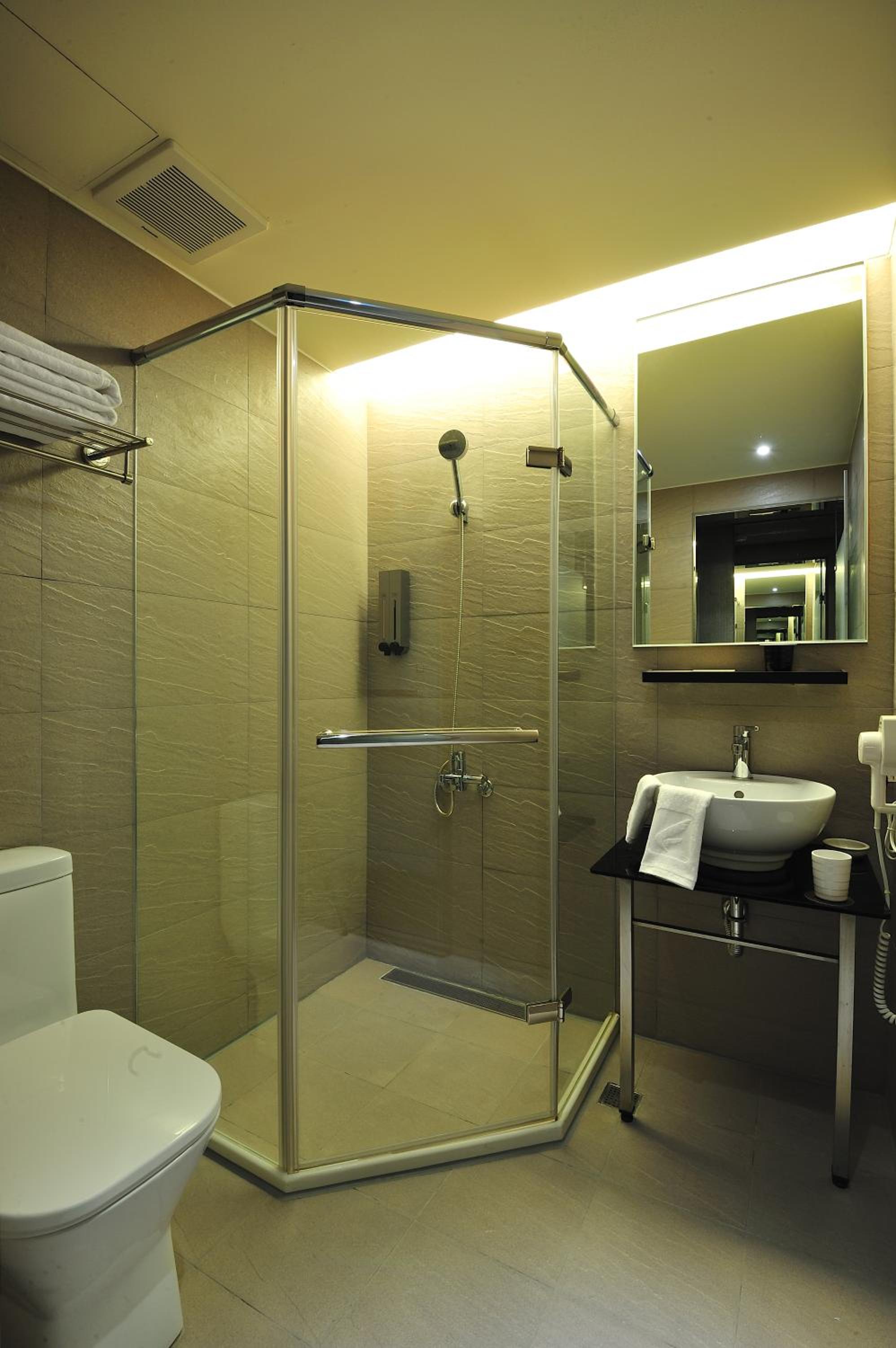 Forward Suites II