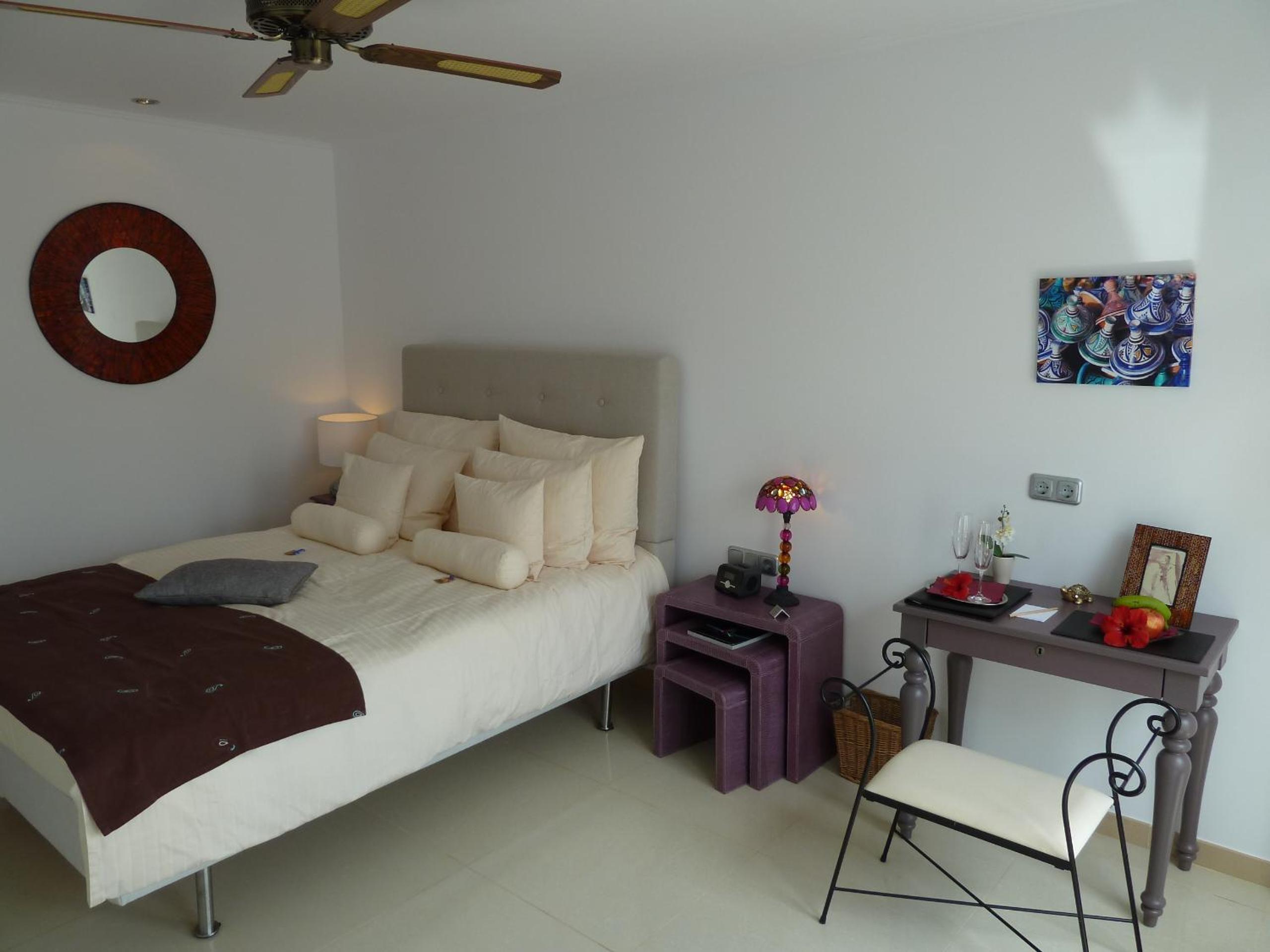 Birdcage Gay Men Resort and Lifestyle Hotel