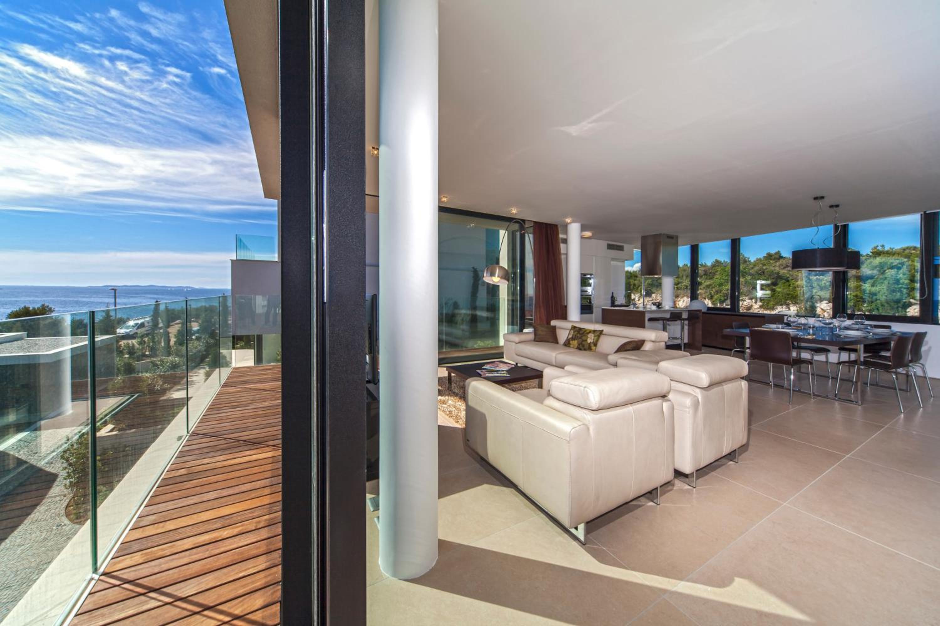 Golden Rays Luxury Villas & Apartments