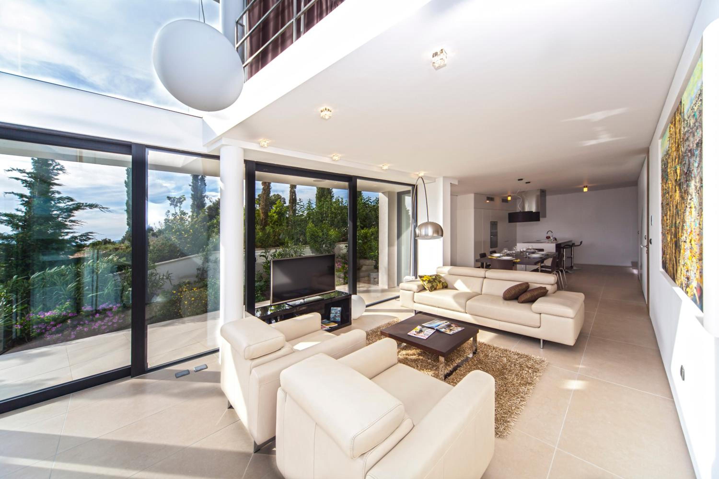 Golden Rays Luxury Villas & Apartments