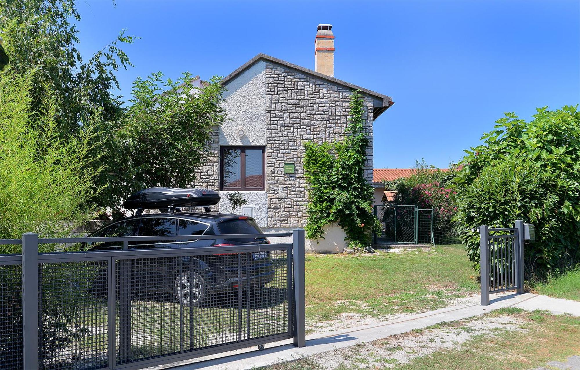 Photo 16