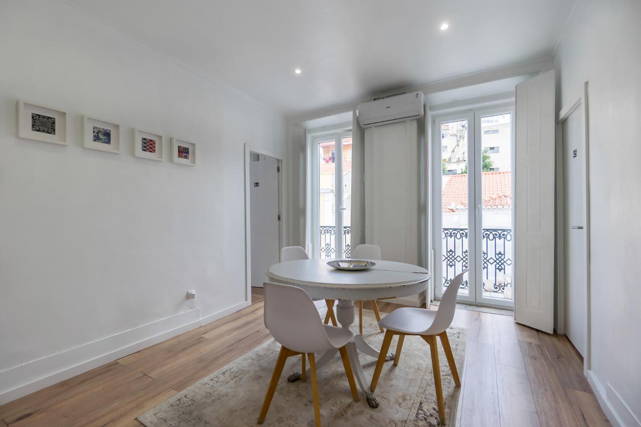 The Color Hostel - Image 2