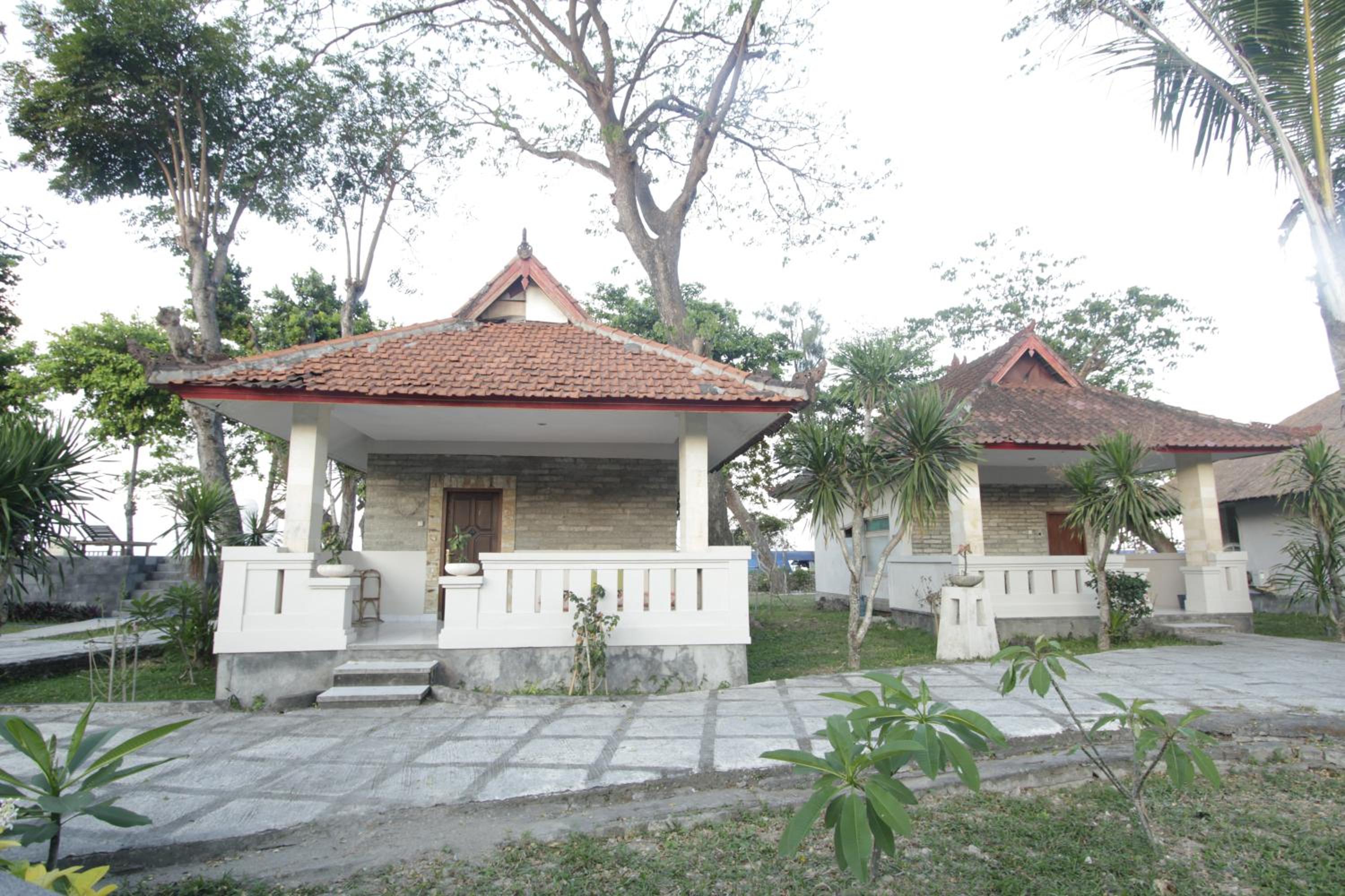 Alit Beach Resort and Villas
