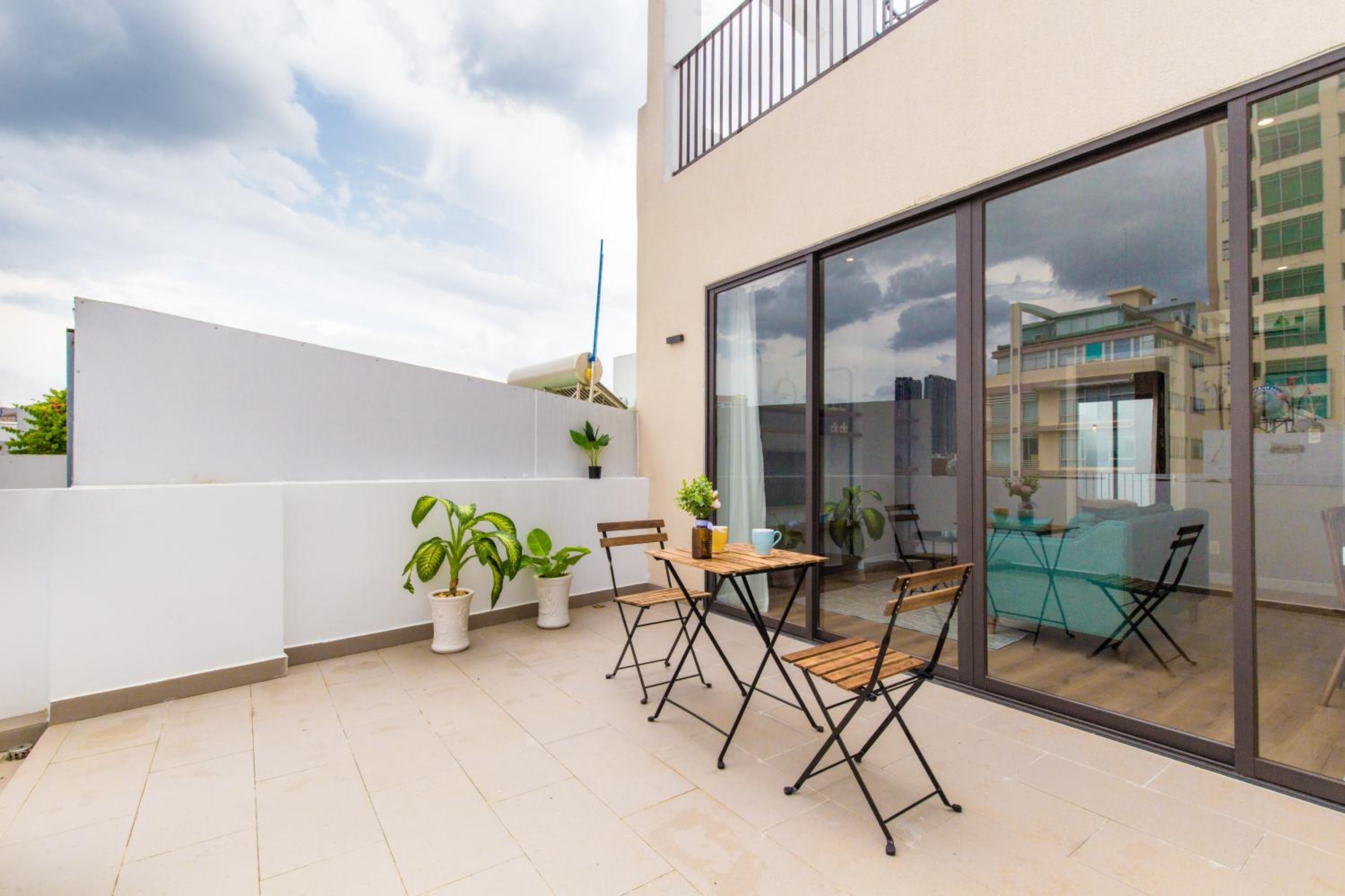 Cozrum Homes - Premier Residence