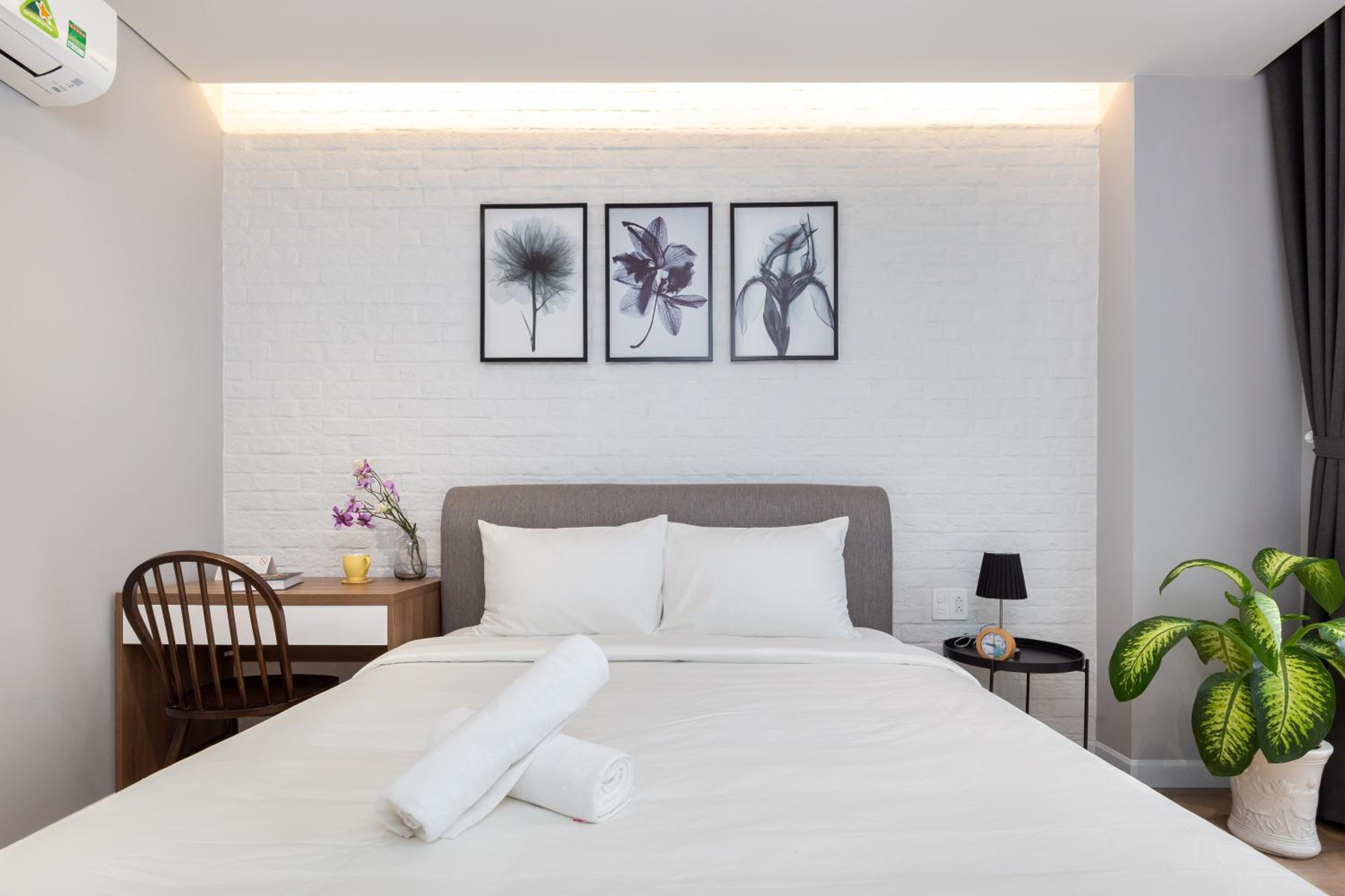 Cozrum Homes - Premier Residence