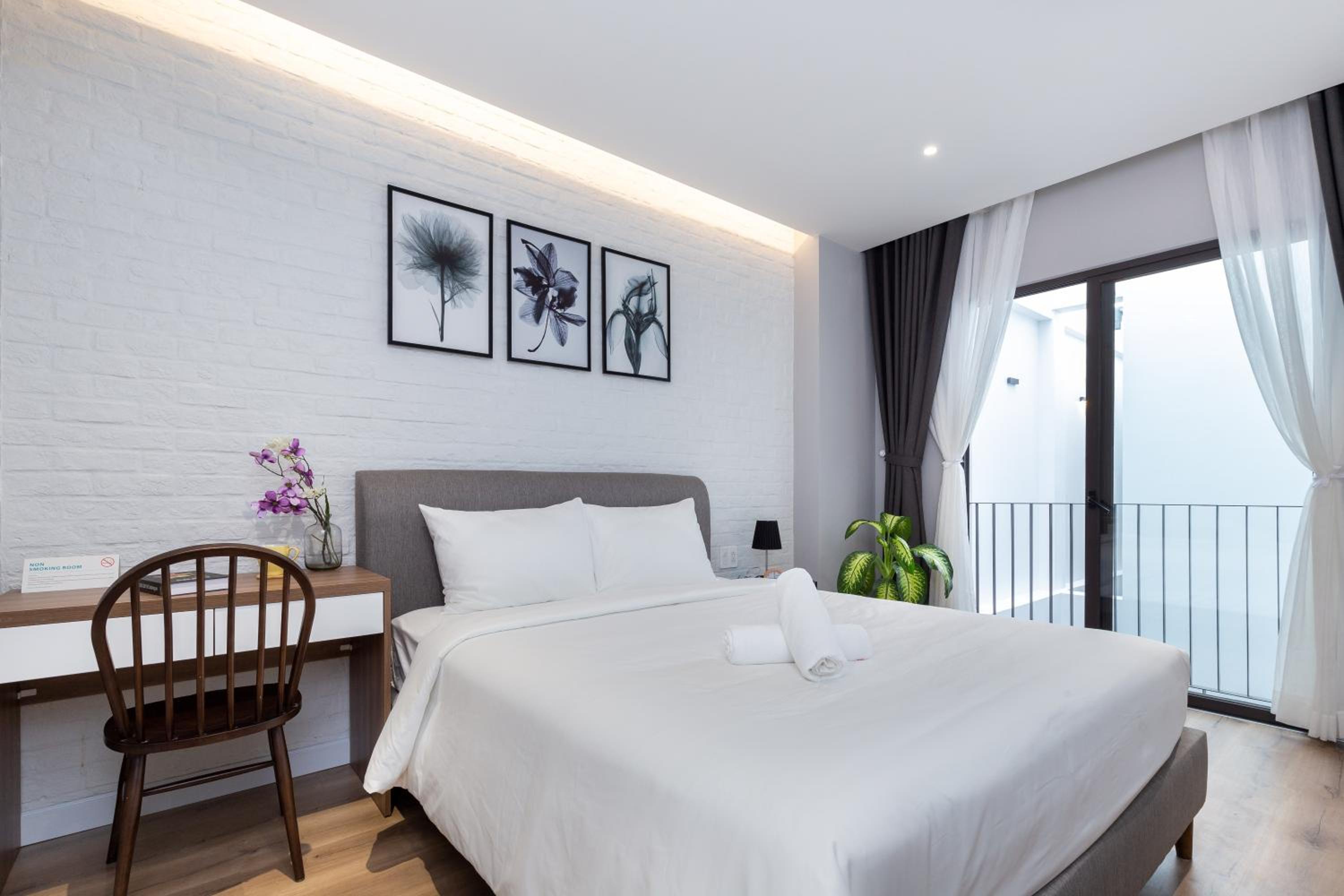 Cozrum Homes - Premier Residence