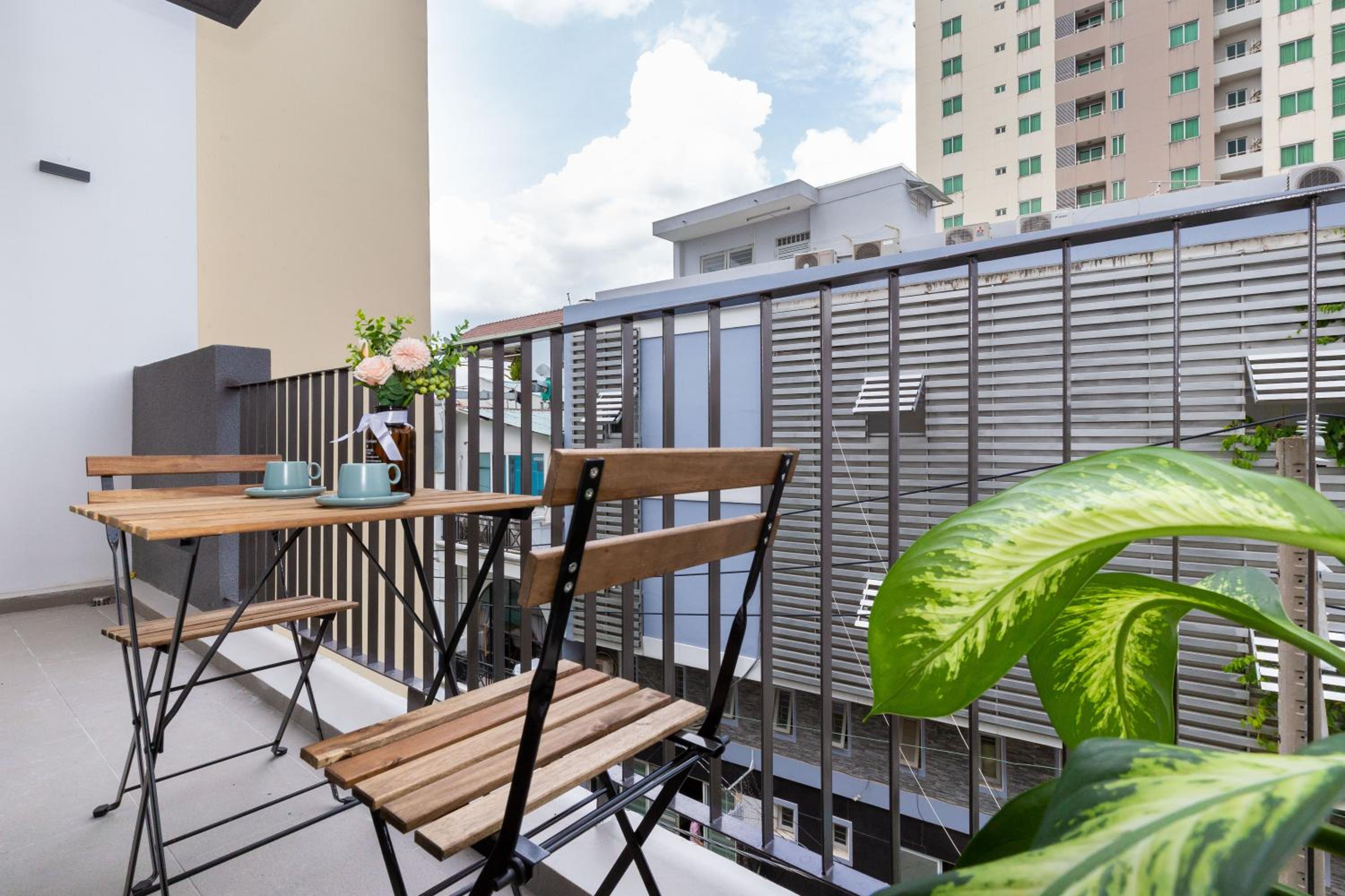 Cozrum Homes - Premier Residence