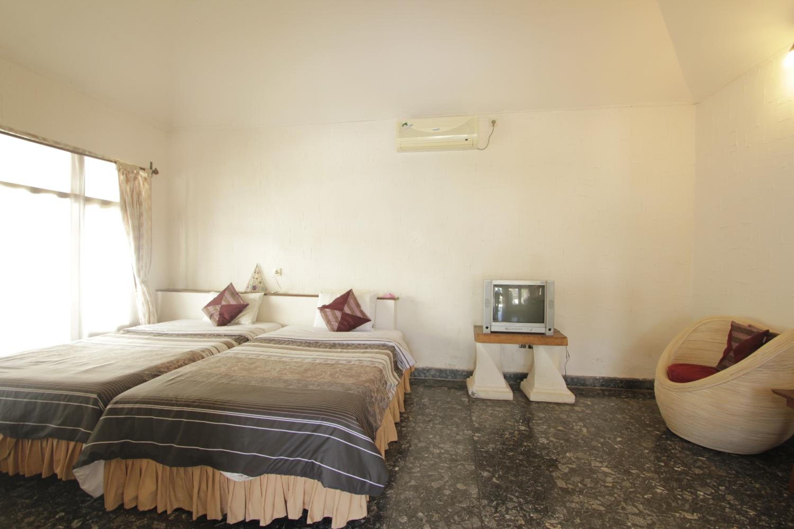 Alit Beach Resort and Villas