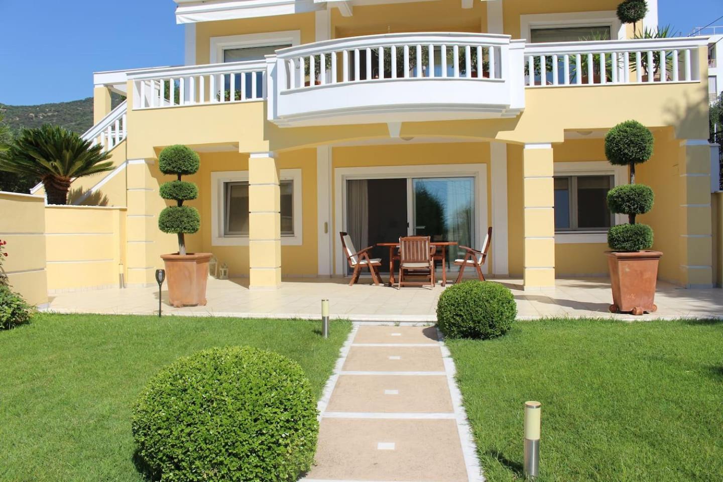 Shemesh Gardens House view 3