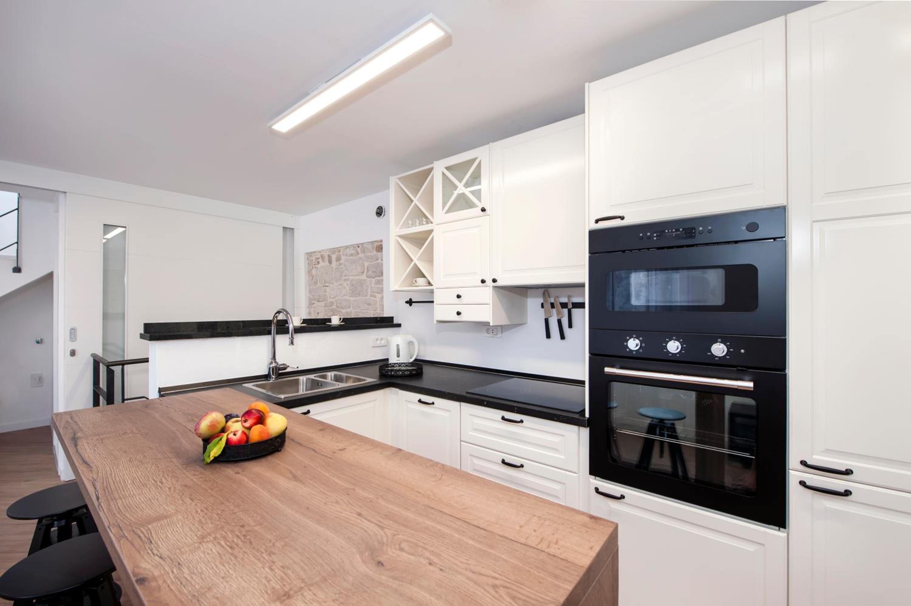 Riva Residence
