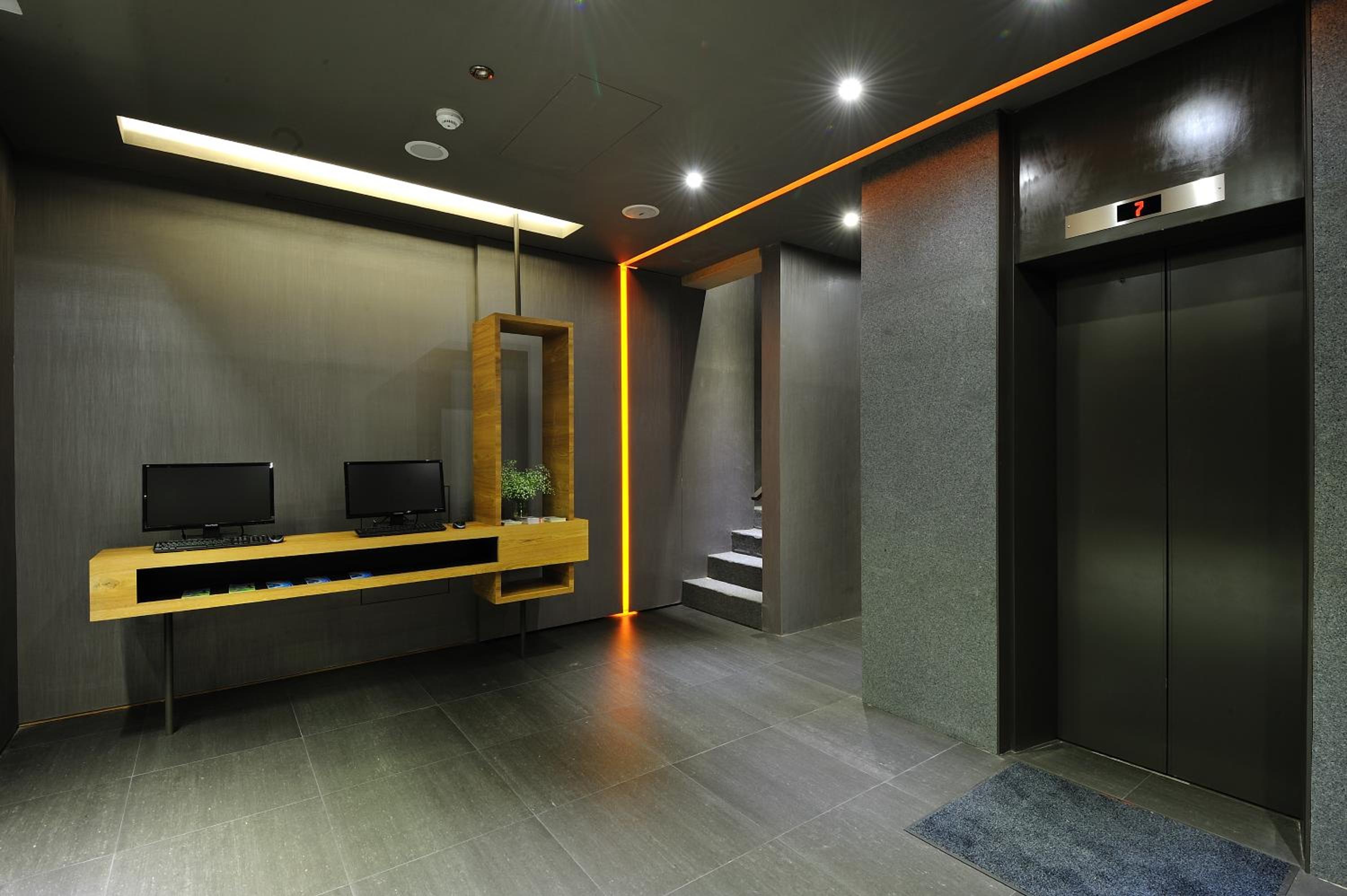 Forward Suites II