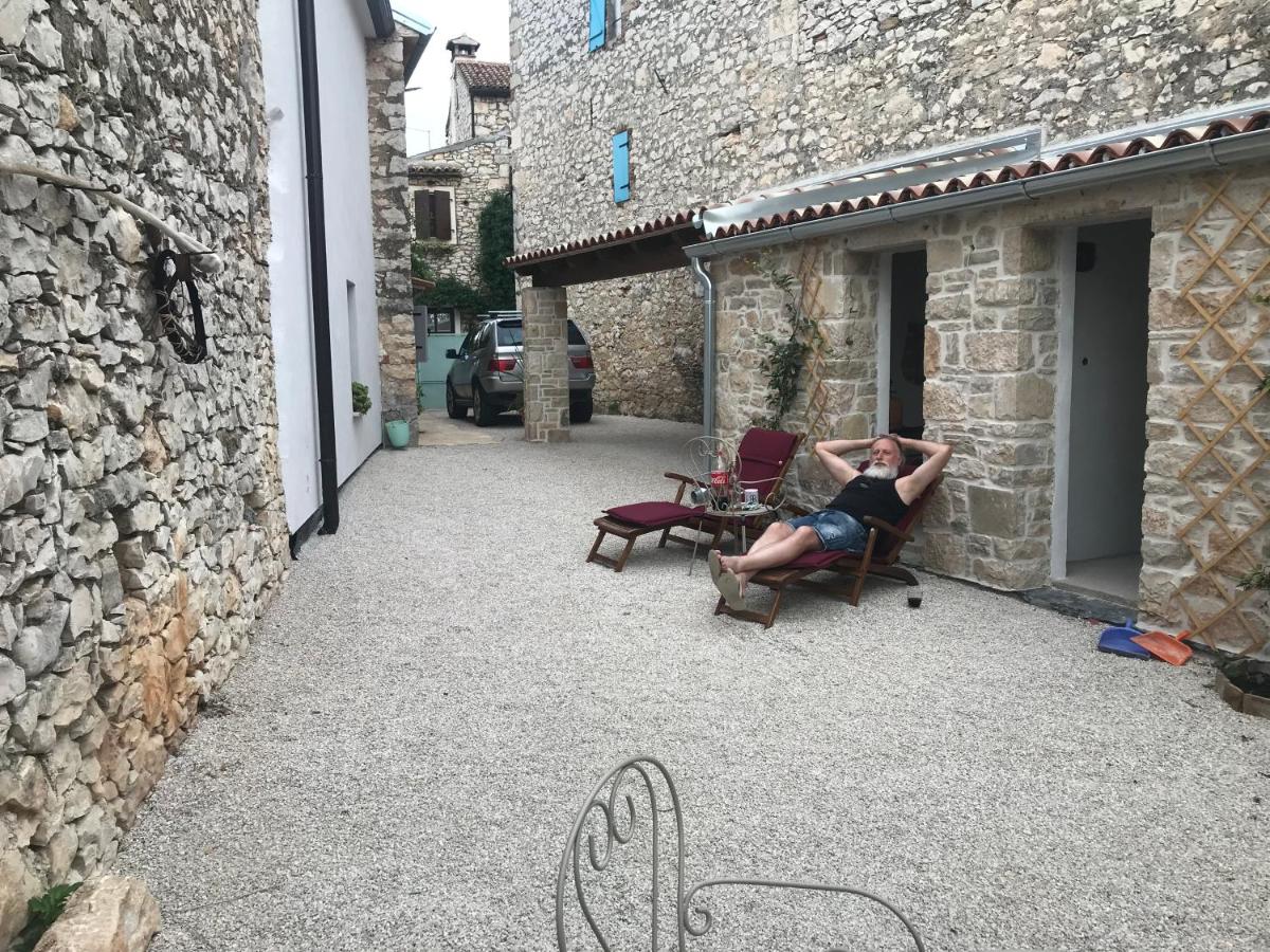 Casa Vecia view 4