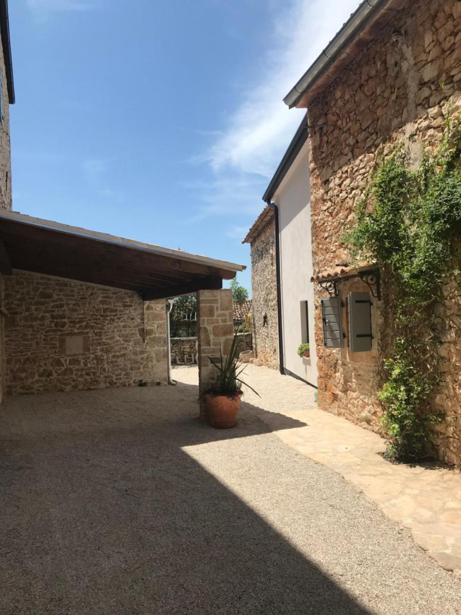 Casa Vecia view 2