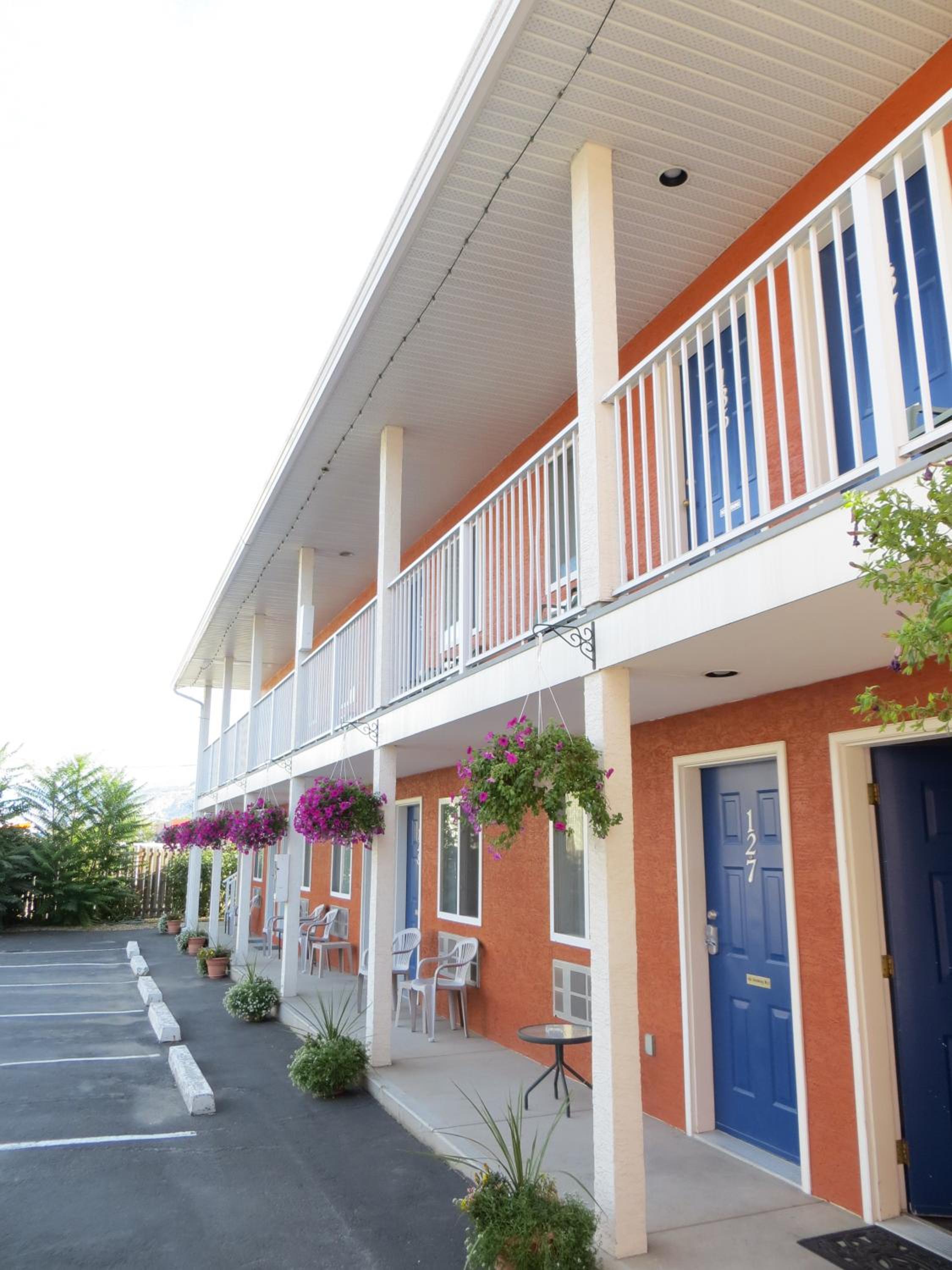 Hotel Cactus Tree Inn