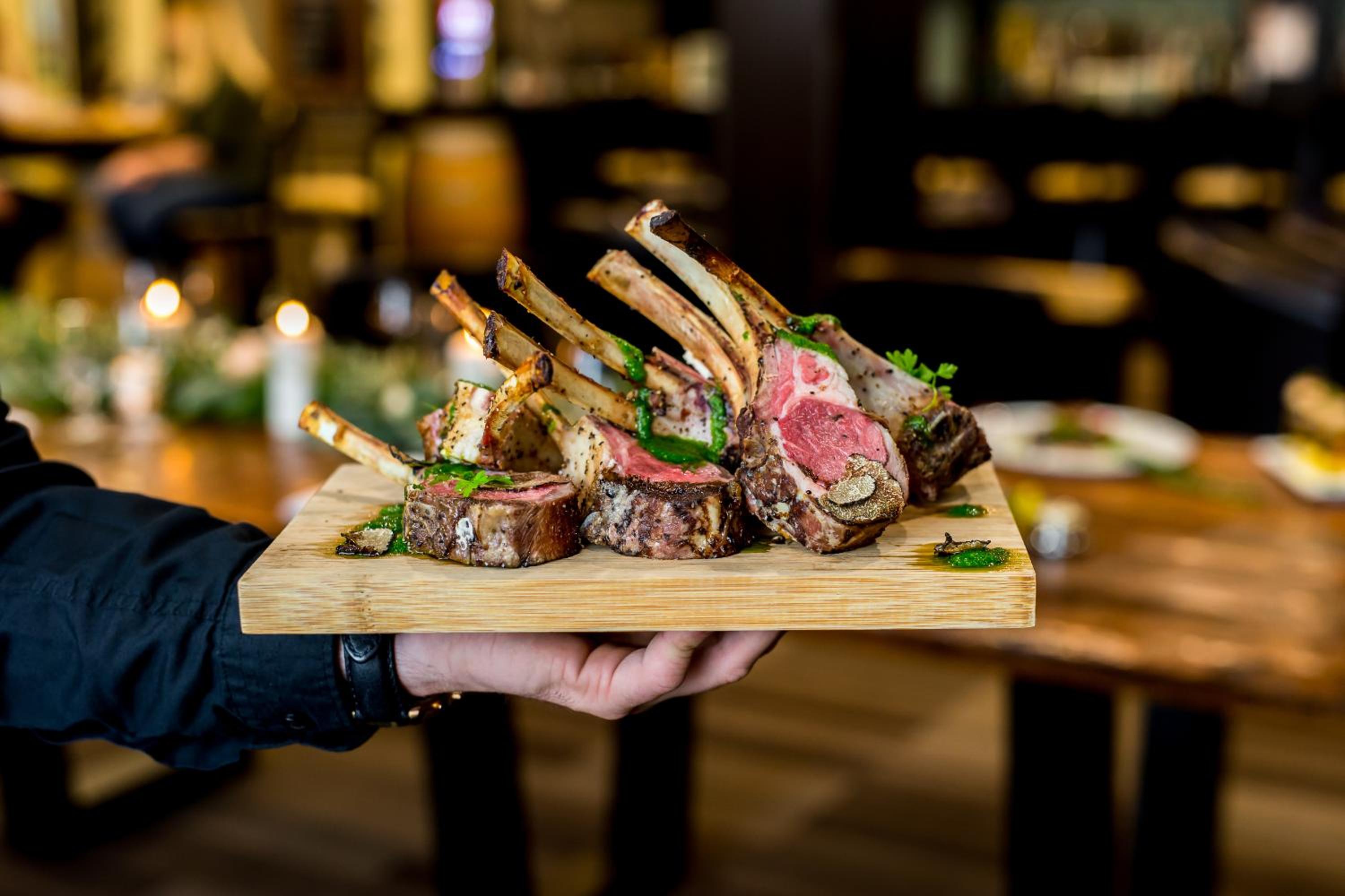 Cambridge Vacations - Cambridge Hotel and Conference Centre - Property Image 1