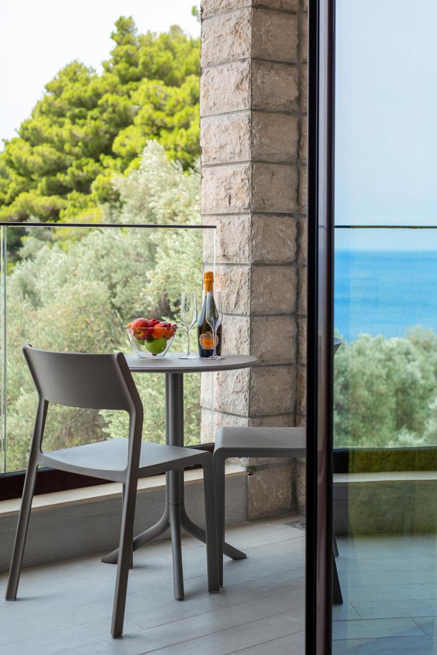 Adria lux apartmens 2 view 4