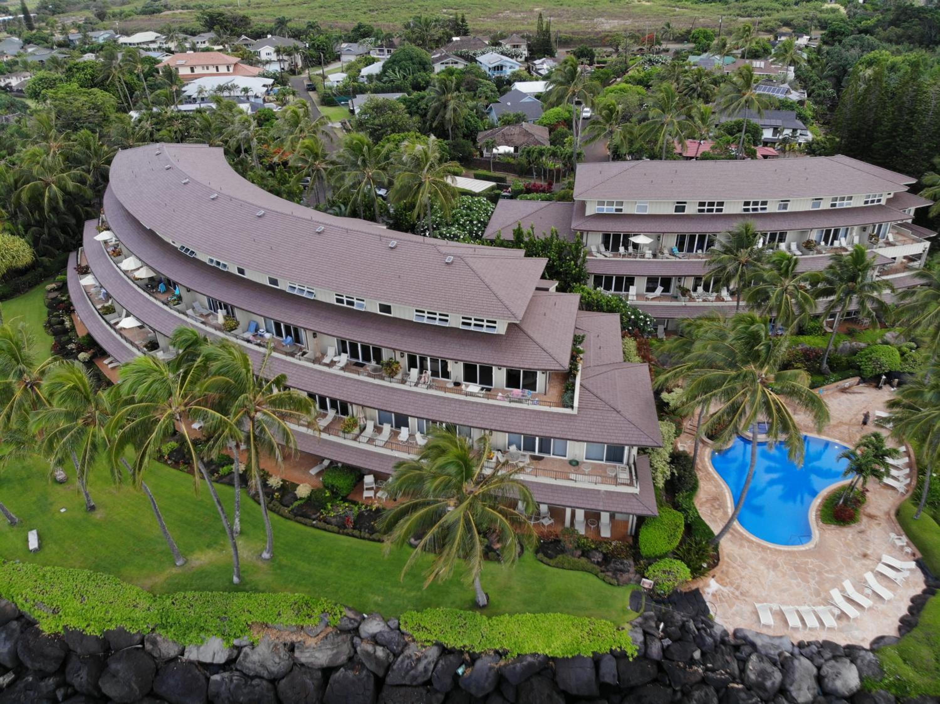 Hotel Whalers Cove in Poipu